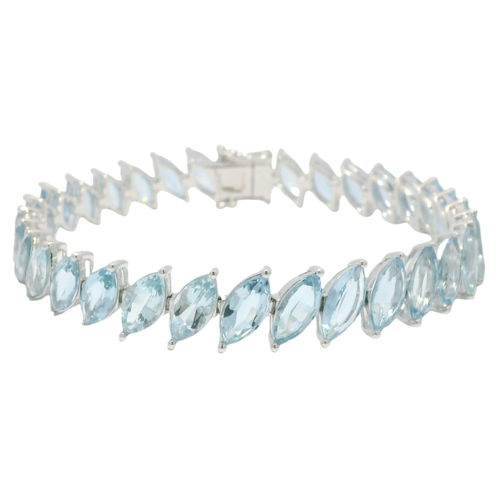 14K White Gold Marquise Cut Aquamarine Gemstone Tennis Bracelet For Sale