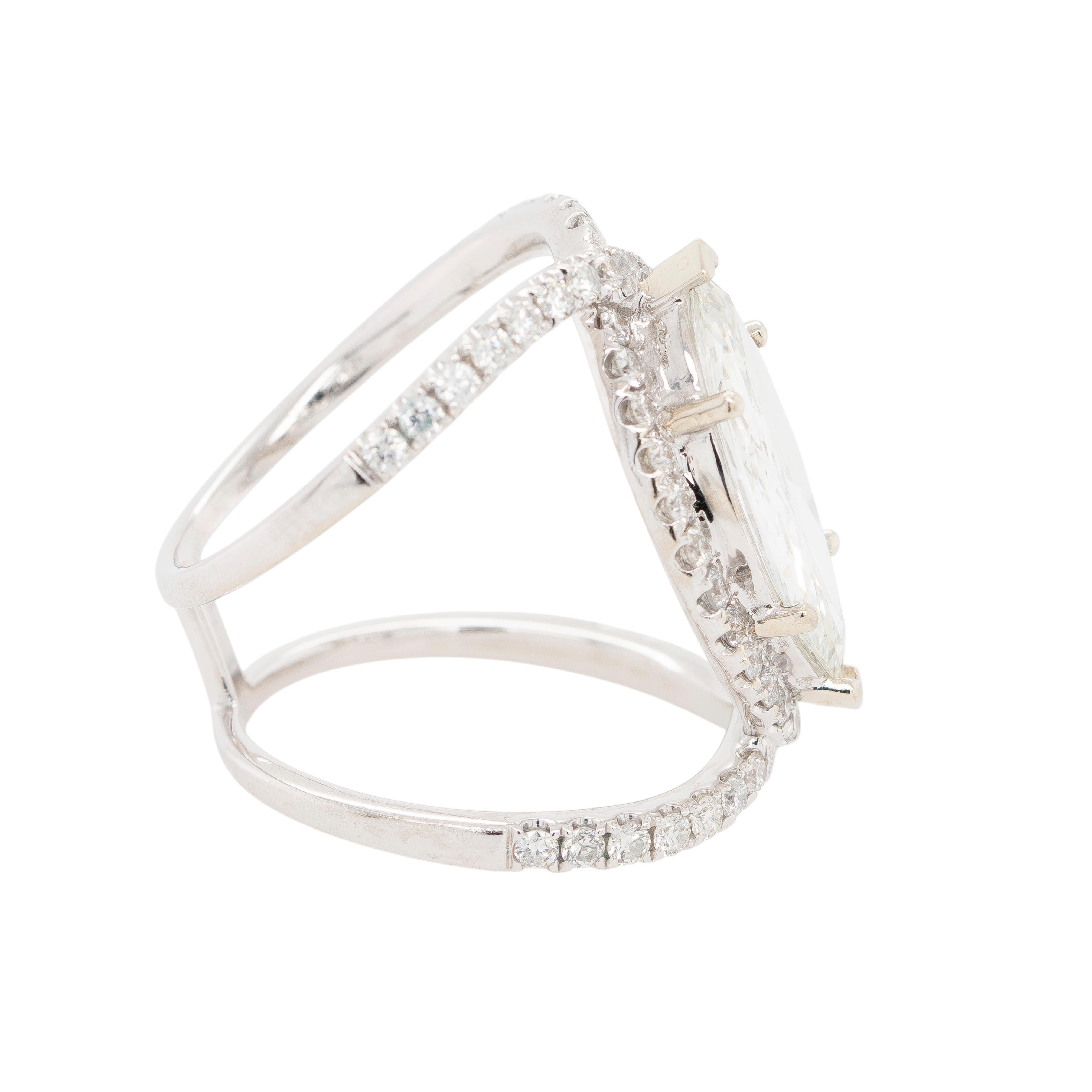 Anillo de compromiso con halo de diamantes talla marquesa de oro blanco de 14k Corte marquesa en venta