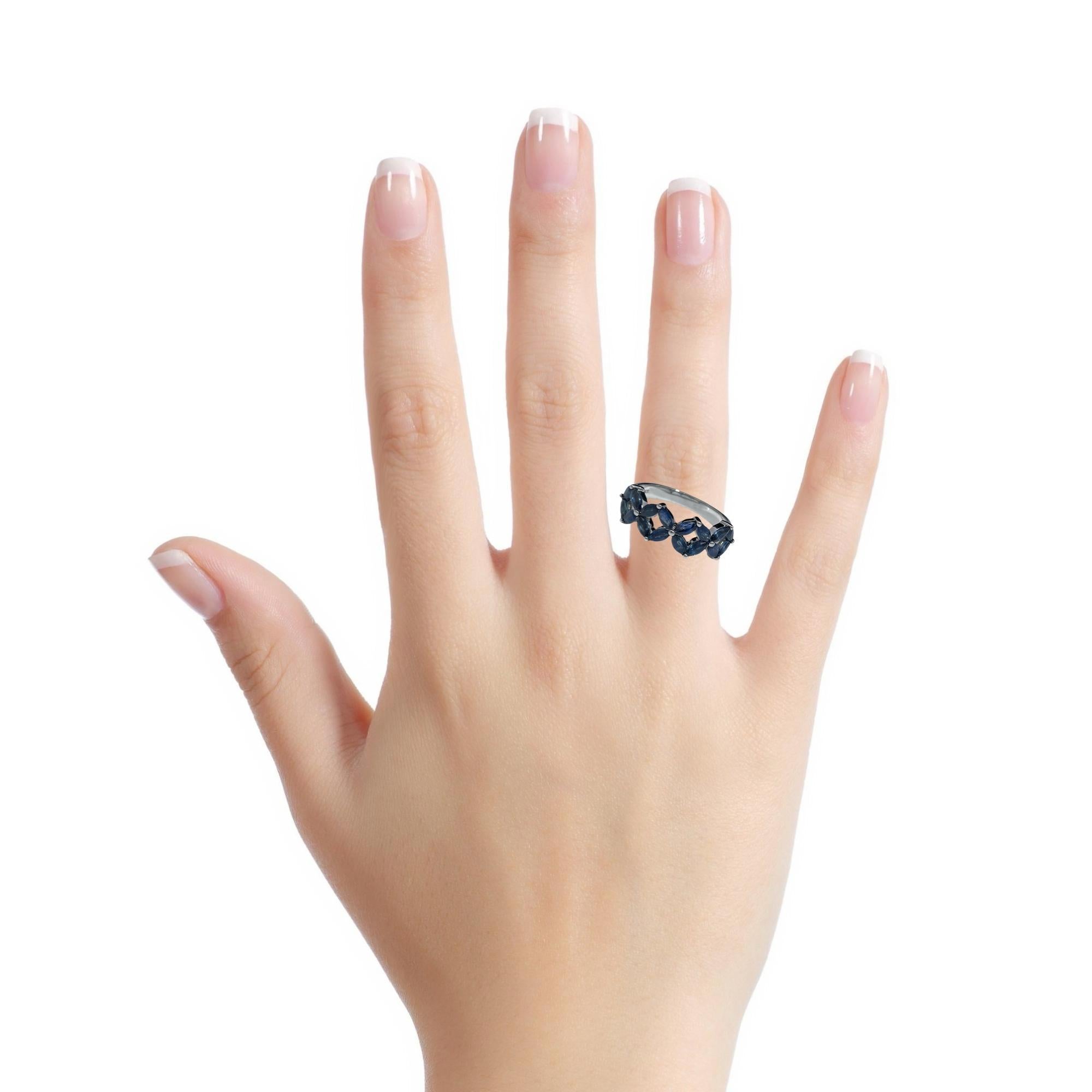 Anello in oro bianco 14k con zaffiro marquise e disegno floreale in vendita 5