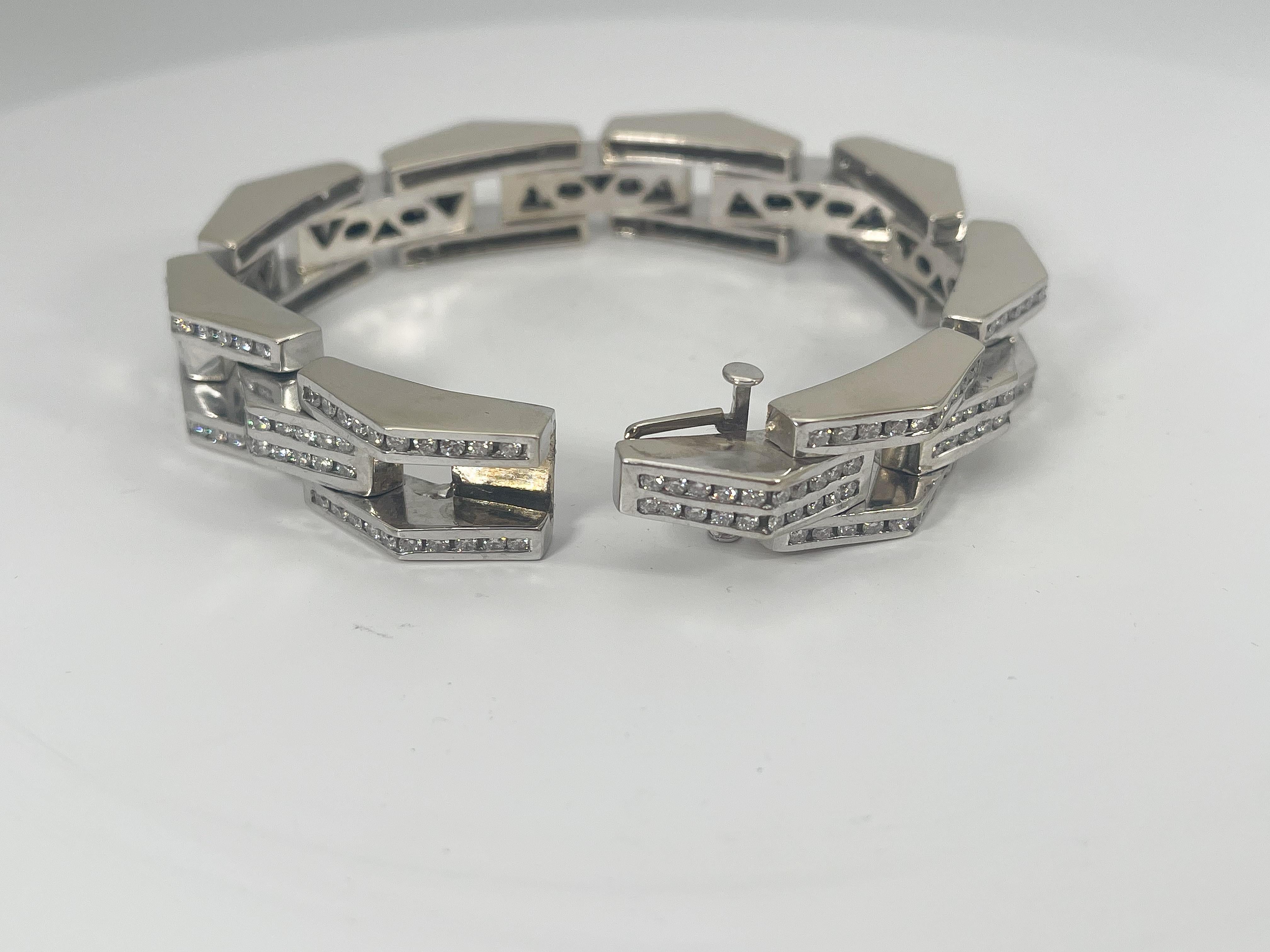 14K White Gold Men's 5 CTW Diamond Fancy Link Bracelet In Good Condition For Sale In Stuart, FL