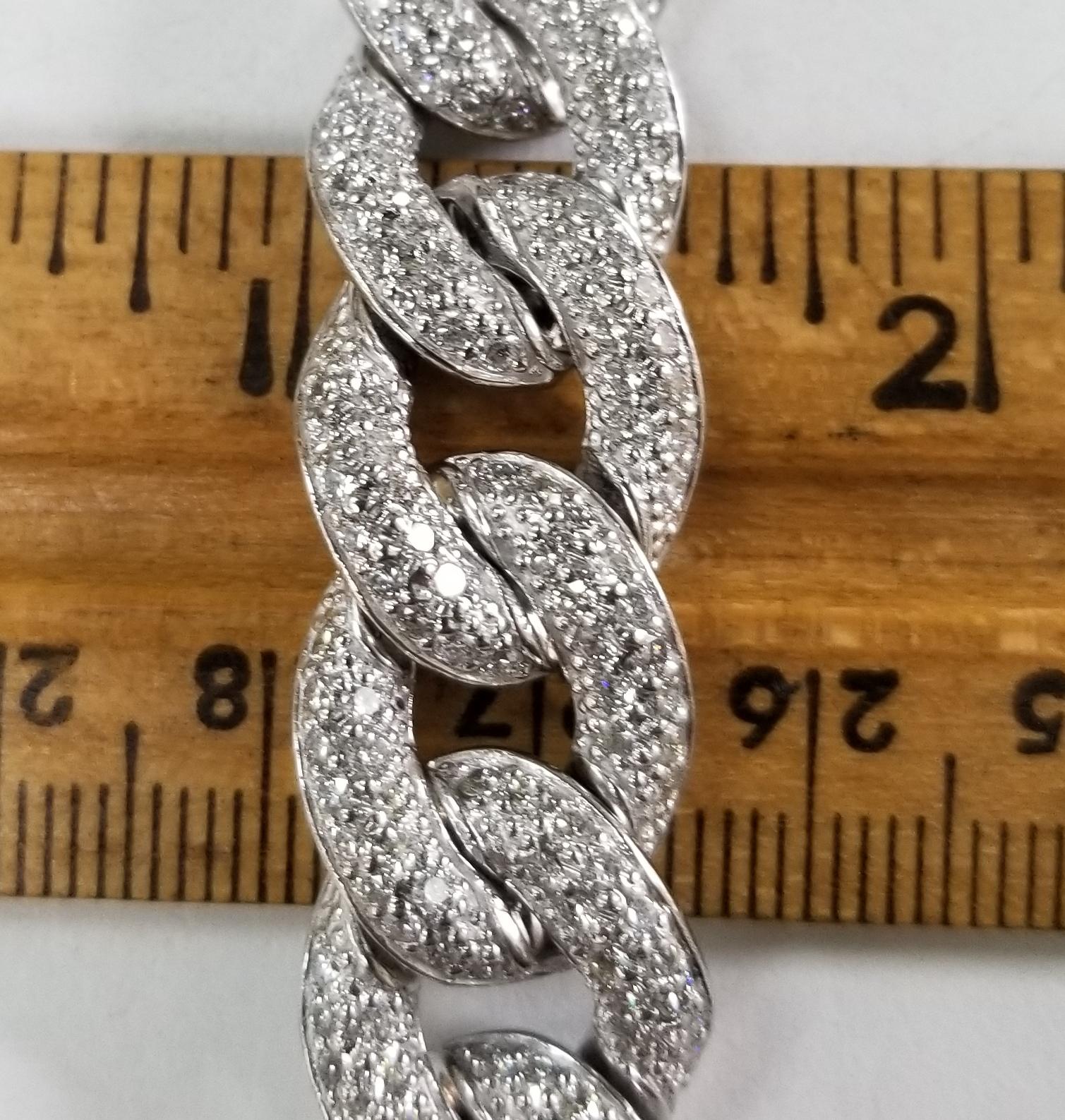 14 Karat White Gold Men's Large Diamond Pave Link Bracelet For Sale 1