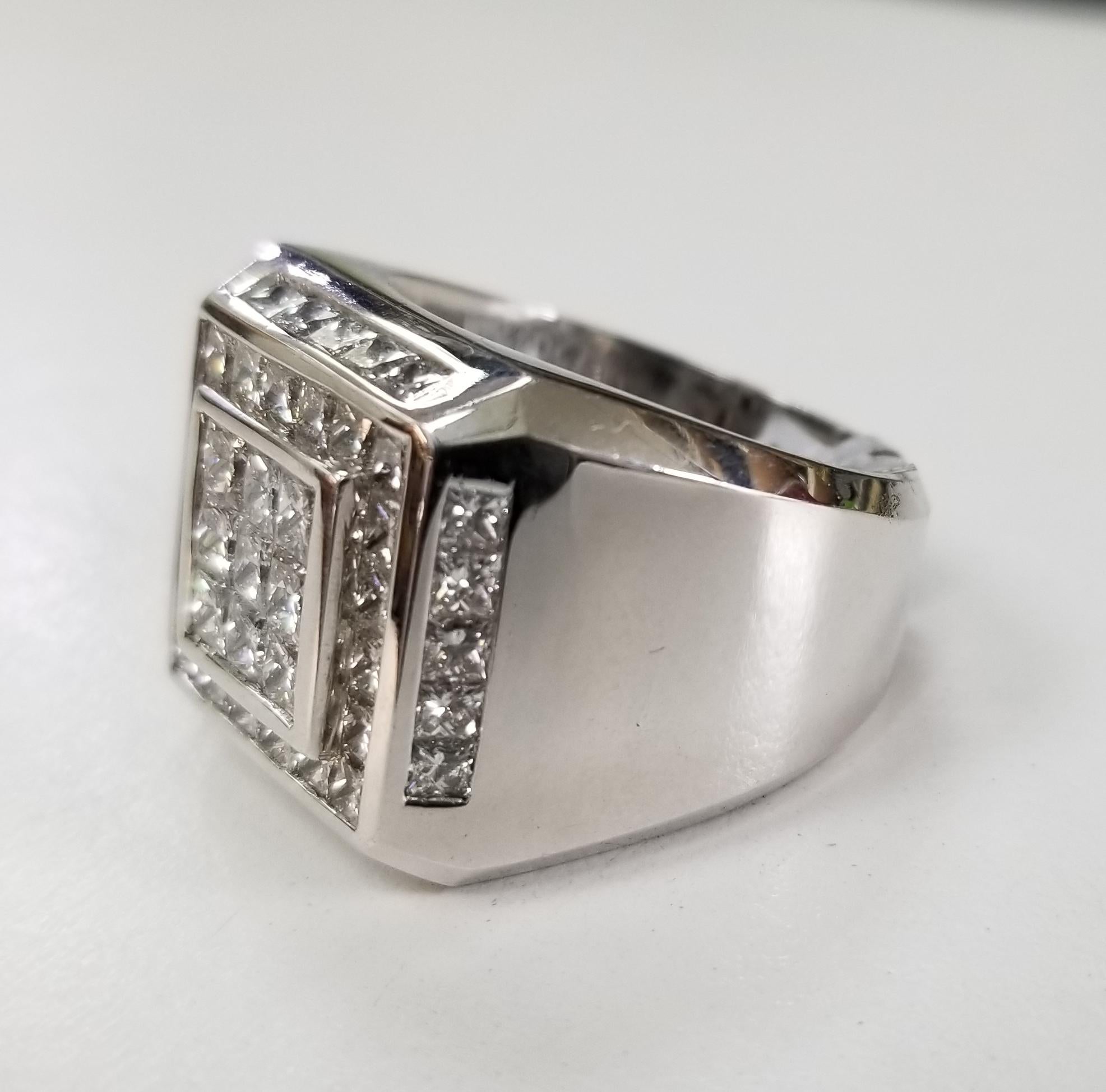 14k white gold mens diamond channel set ring, containin 49 princess cut diamonds; color 