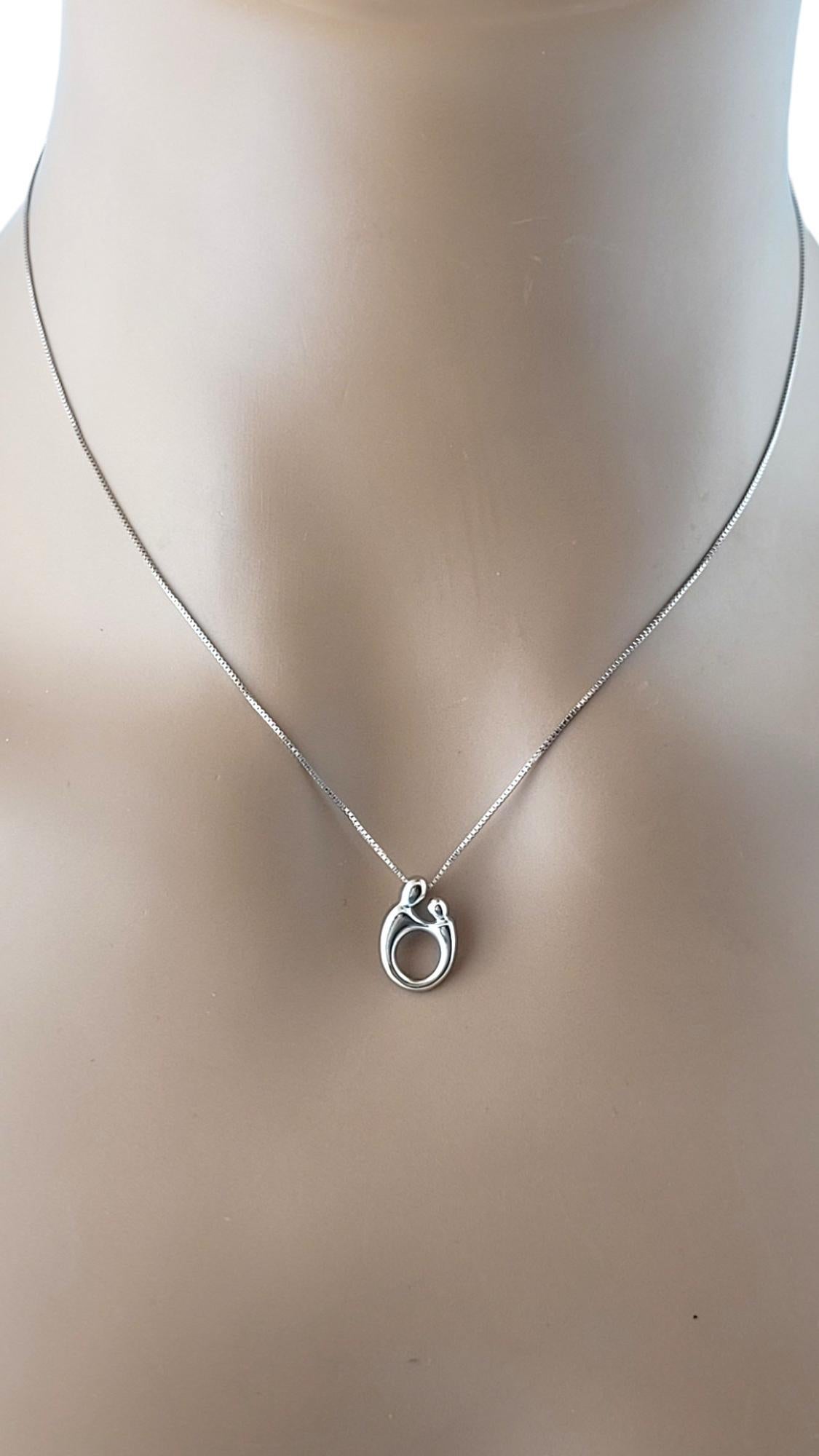 14K Weißgold Halskette mit Mutter- und Kind-Anhänger #17340 3