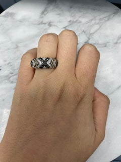 14k White Gold Multi-color Diamond Band