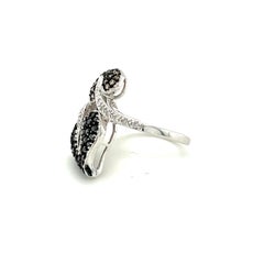 14k White Gold Multi-Color Diamond Heart Ring