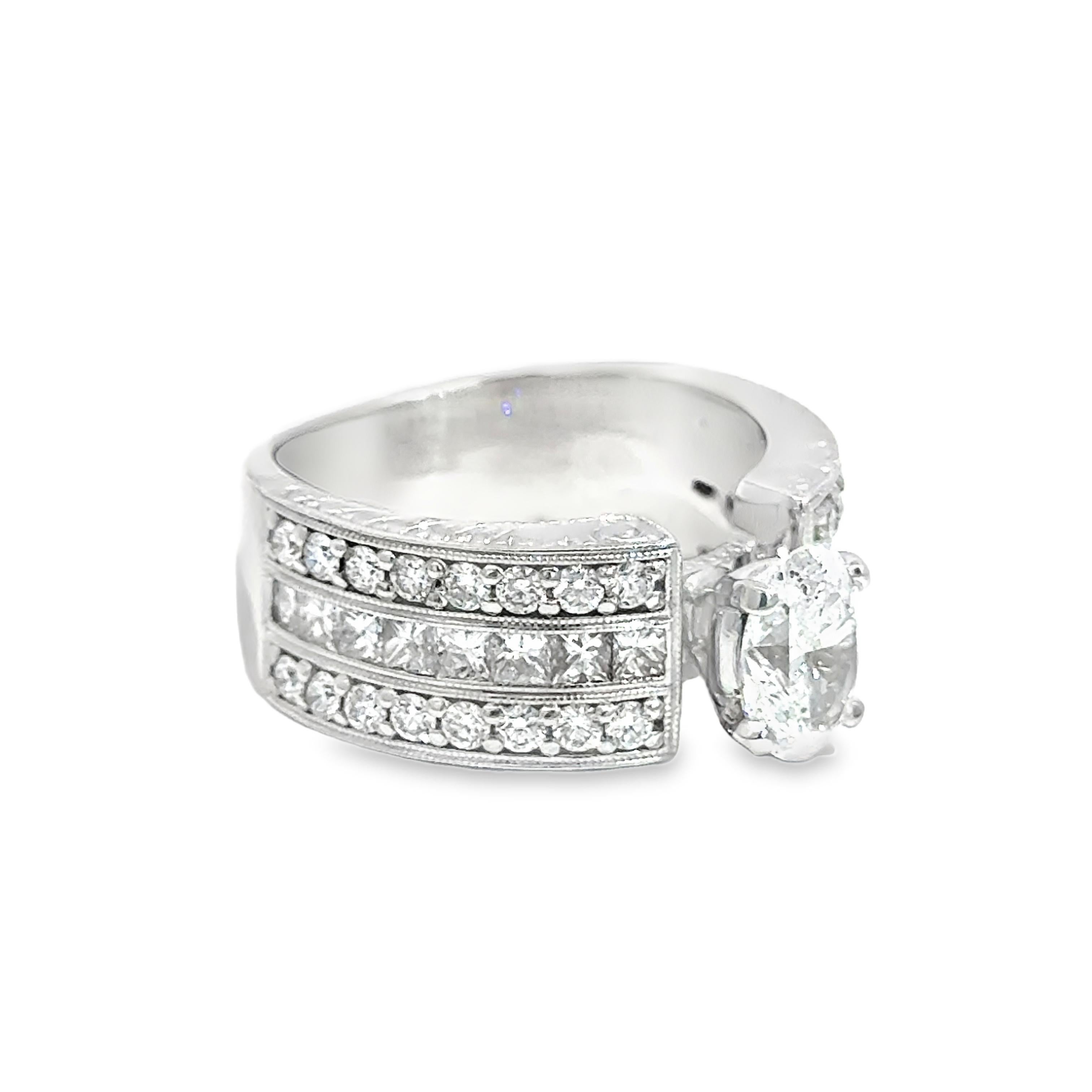 Or blanc 14K Diamant multi-taille 1.20 ct centre ovale en vente 1
