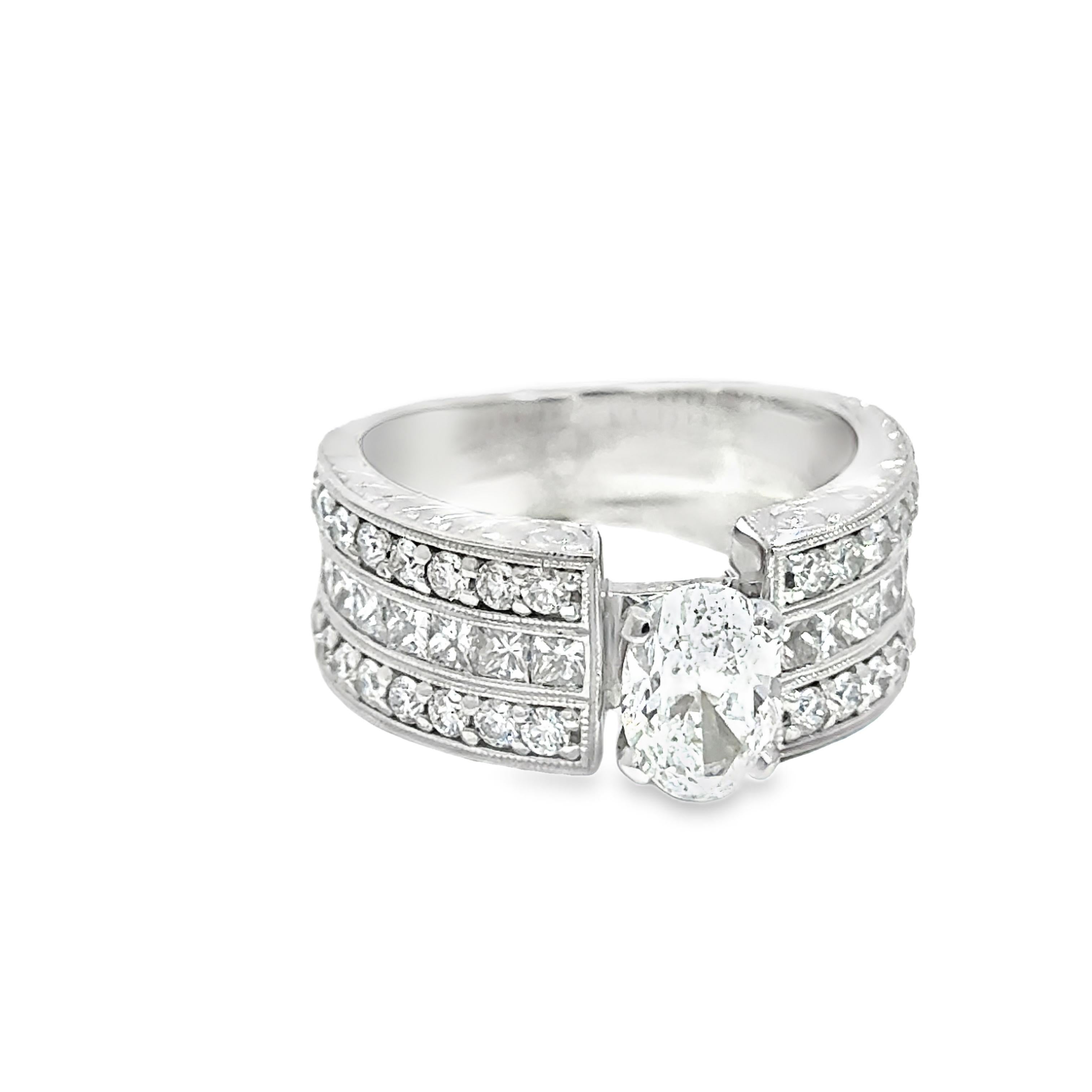 Or blanc 14K Diamant multi-taille 1.20 ct centre ovale en vente 2