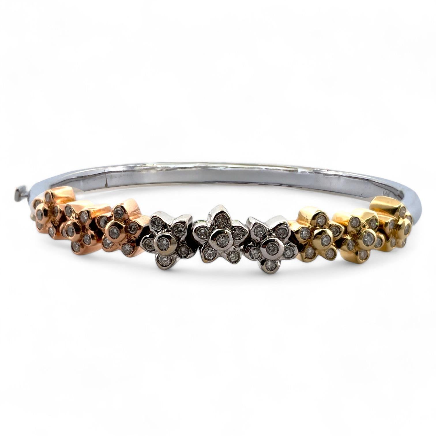 Moderno Bracciale a fiore multicolore in oro bianco 14K con diamanti da 1 carato in vendita