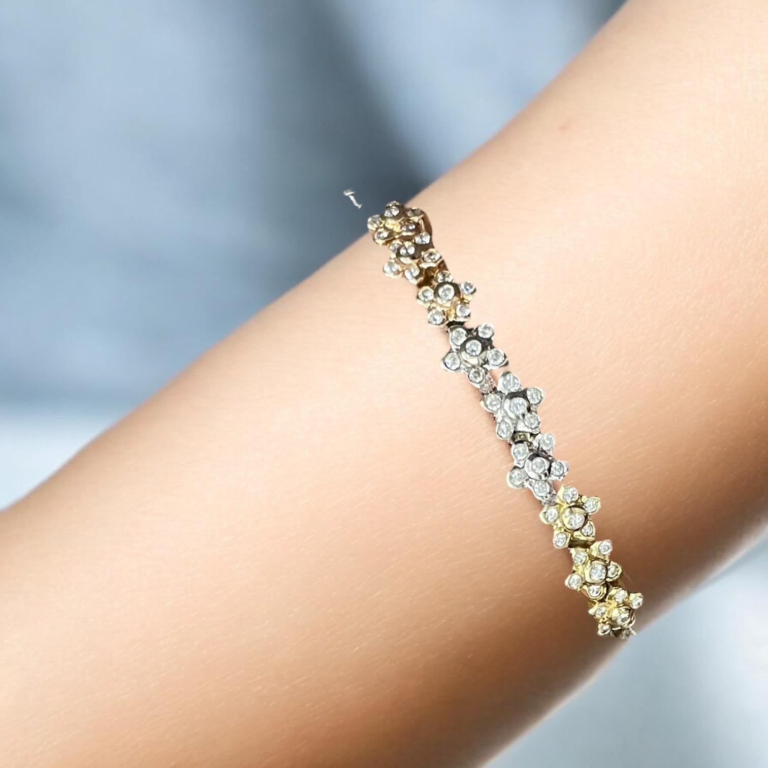 Donna Bracciale a fiore multicolore in oro bianco 14K con diamanti da 1 carato in vendita