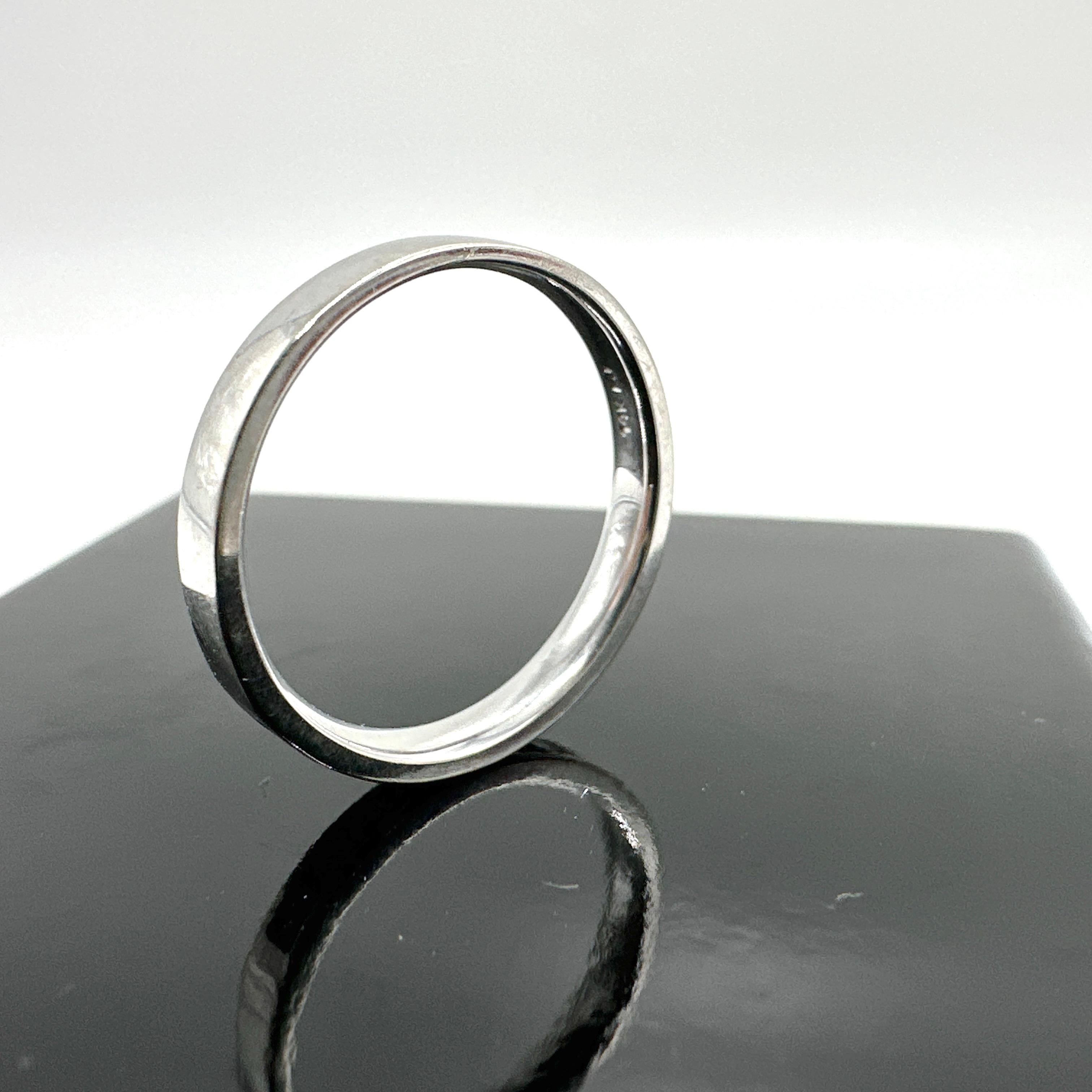 14k Weißgold Natürlicher Diamant 1/2 Eternity-Ring 0,30TCW im Zustand „Gut“ im Angebot in Victoria, BC