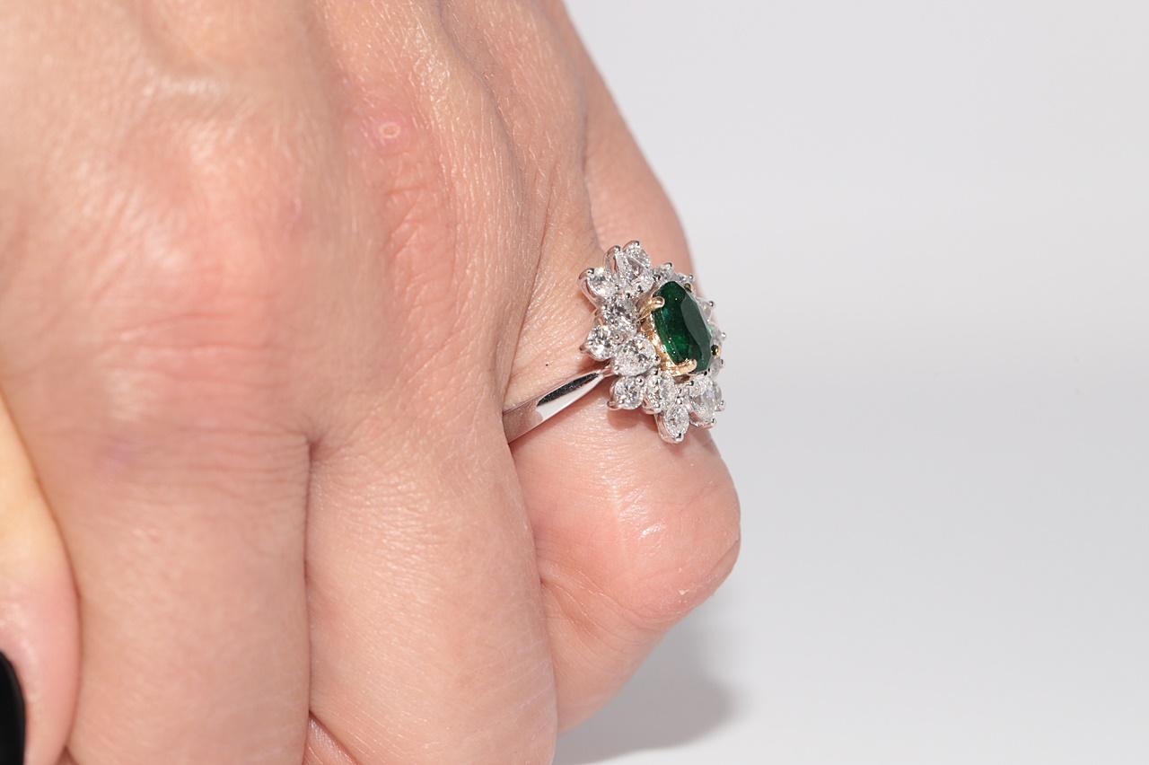 14k White Gold Natural Diamond And Oval Cut Emerald Decorated Ring en Bueno estado para la venta en Fatih/İstanbul, 34