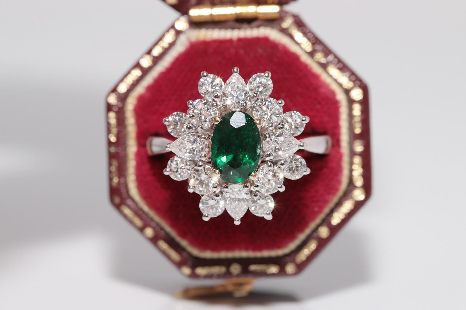 De las mujeres 14k White Gold Natural Diamond And Oval Cut Emerald Decorated Ring en venta