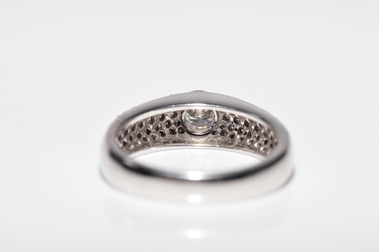 Bague jonc décorée de diamants naturels en or blanc 14 carats en vente 4