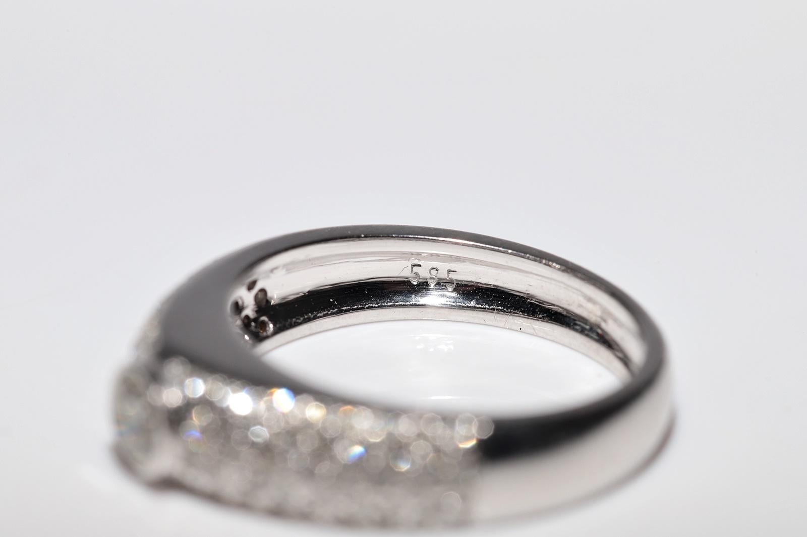 Bague jonc décorée de diamants naturels en or blanc 14 carats en vente 6
