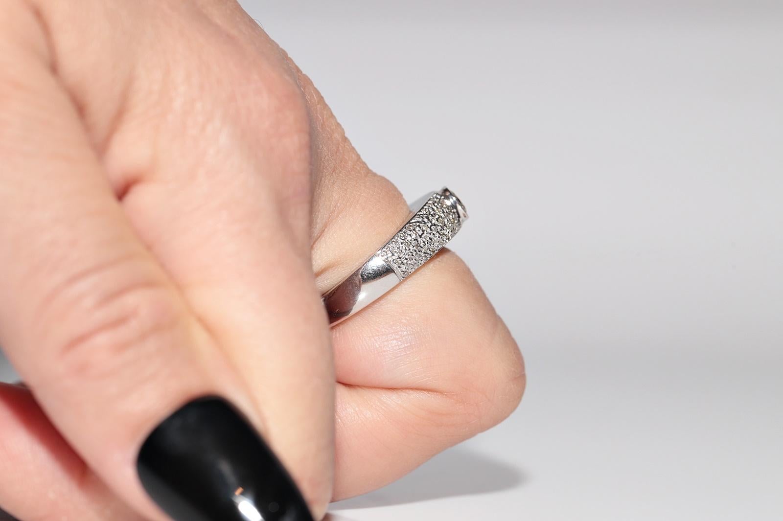 Taille brillant Bague jonc décorée de diamants naturels en or blanc 14 carats en vente