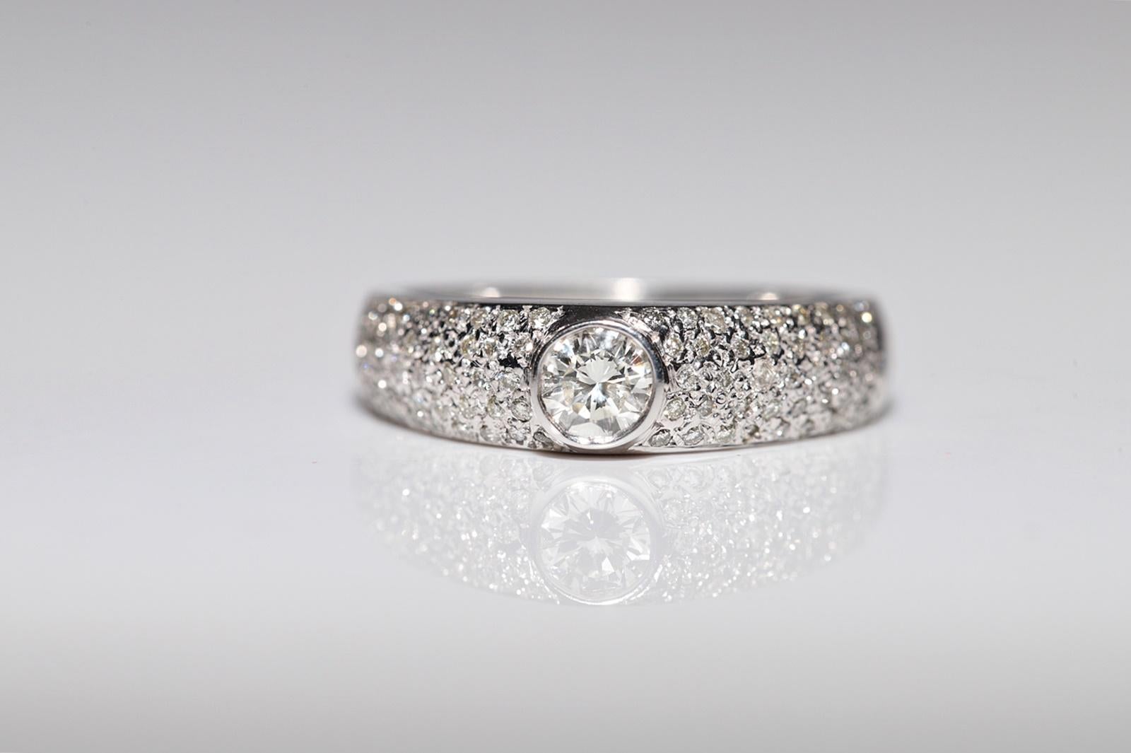 Bague jonc décorée de diamants naturels en or blanc 14 carats Pour femmes en vente
