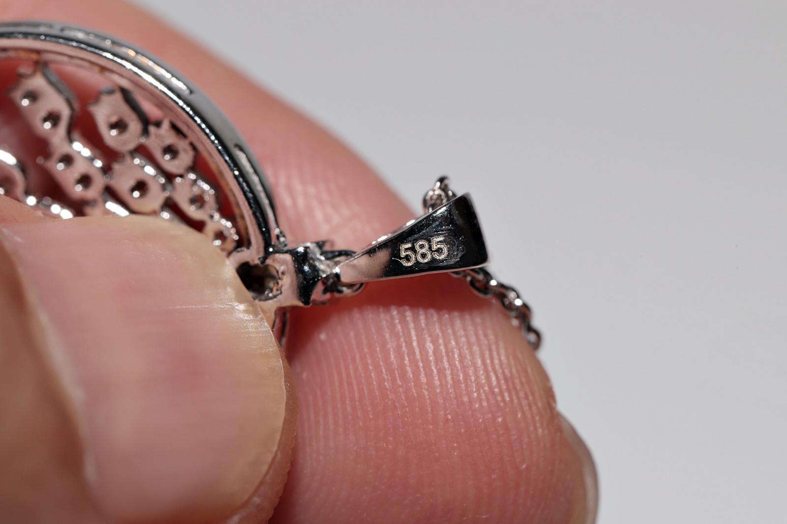 Collier pendentif tulipe décoré de diamants naturels en or blanc 14 carats en vente 4