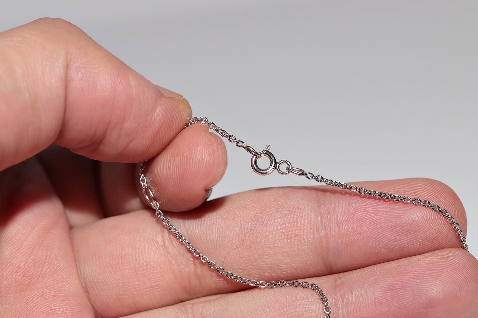 Collier pendentif tulipe décoré de diamants naturels en or blanc 14 carats en vente 7