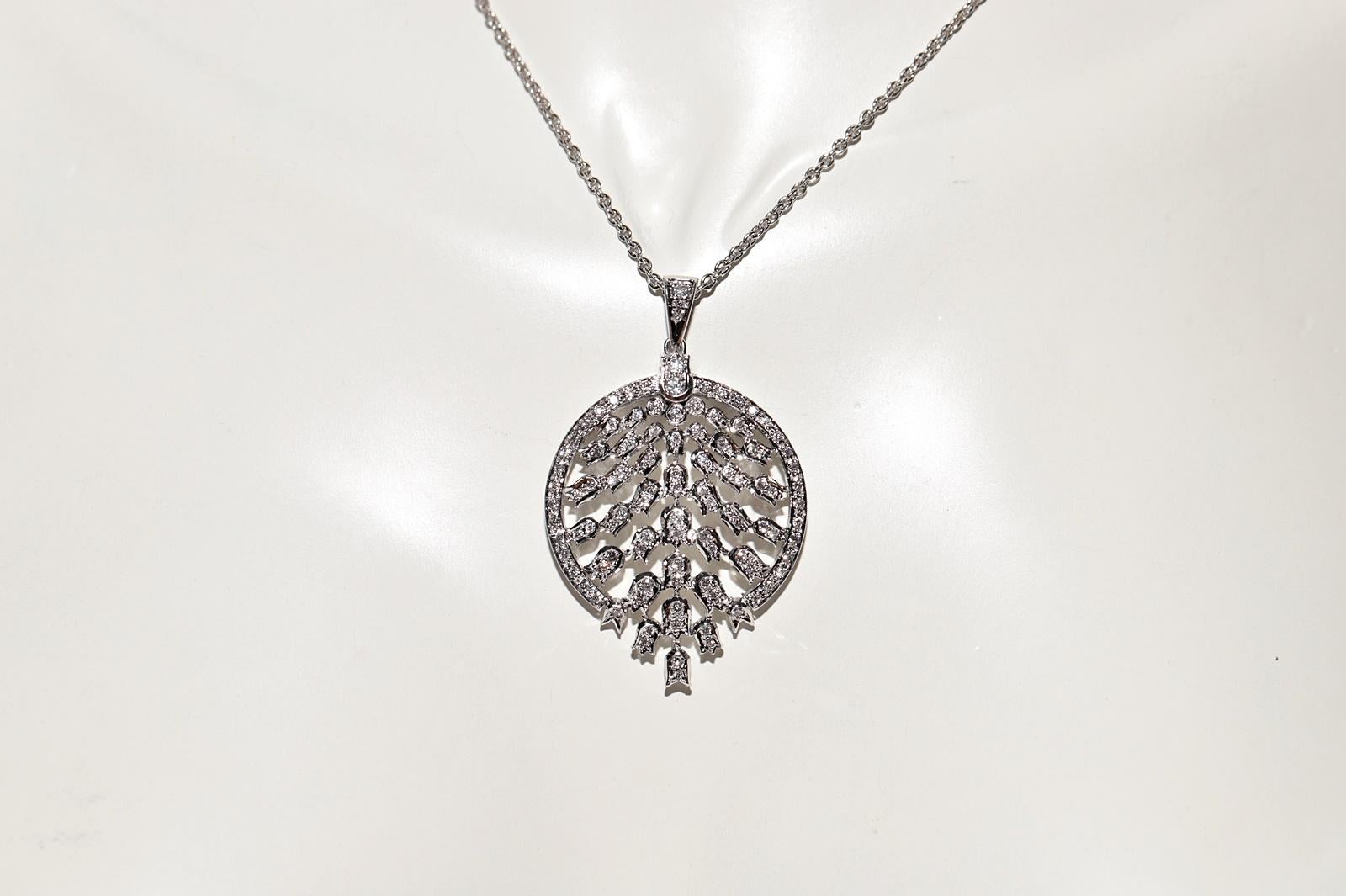Moderne Collier pendentif tulipe décoré de diamants naturels en or blanc 14 carats en vente