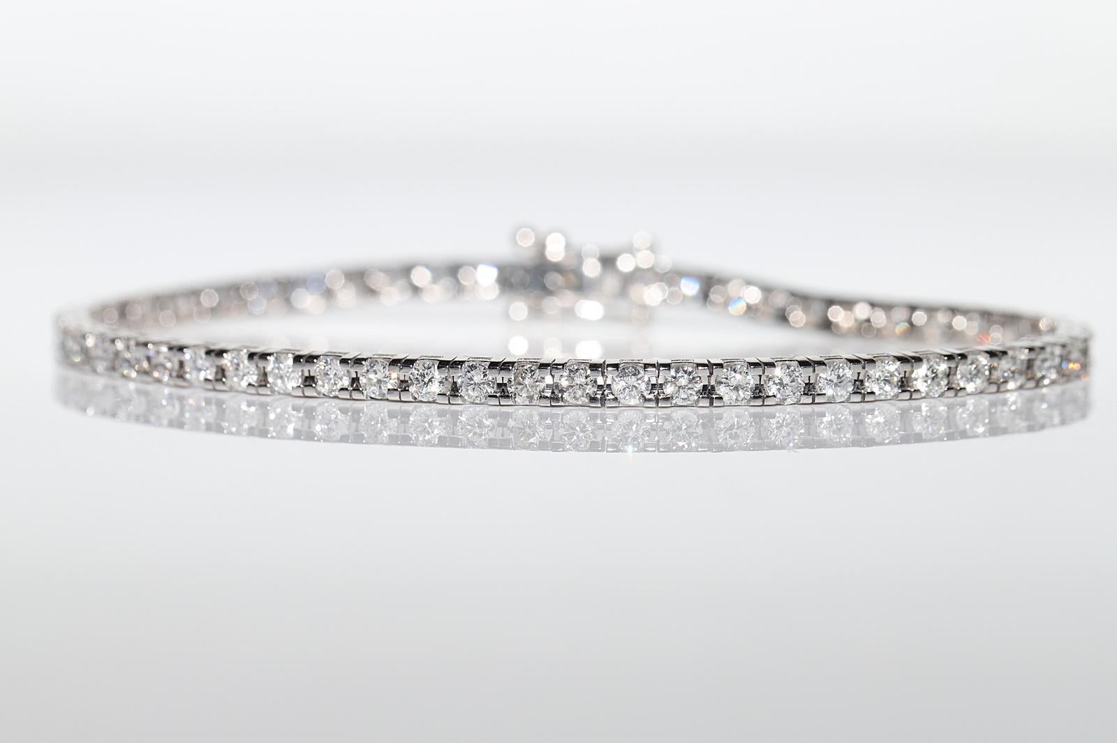 14k White Gold Natural Diamond Decorated Watervay Bracelet For Sale 3