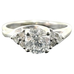 14k Weißgold Verlobungsring mit natürlichem Diamant 0,62TCW