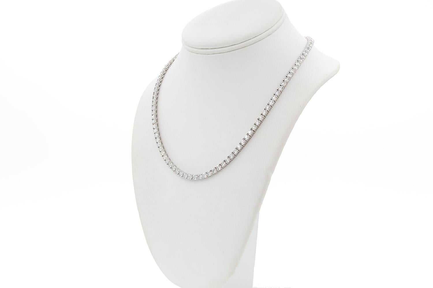 Contemporain Collier de tennis en or blanc 14k et diamants naturels 23.00ctw en vente