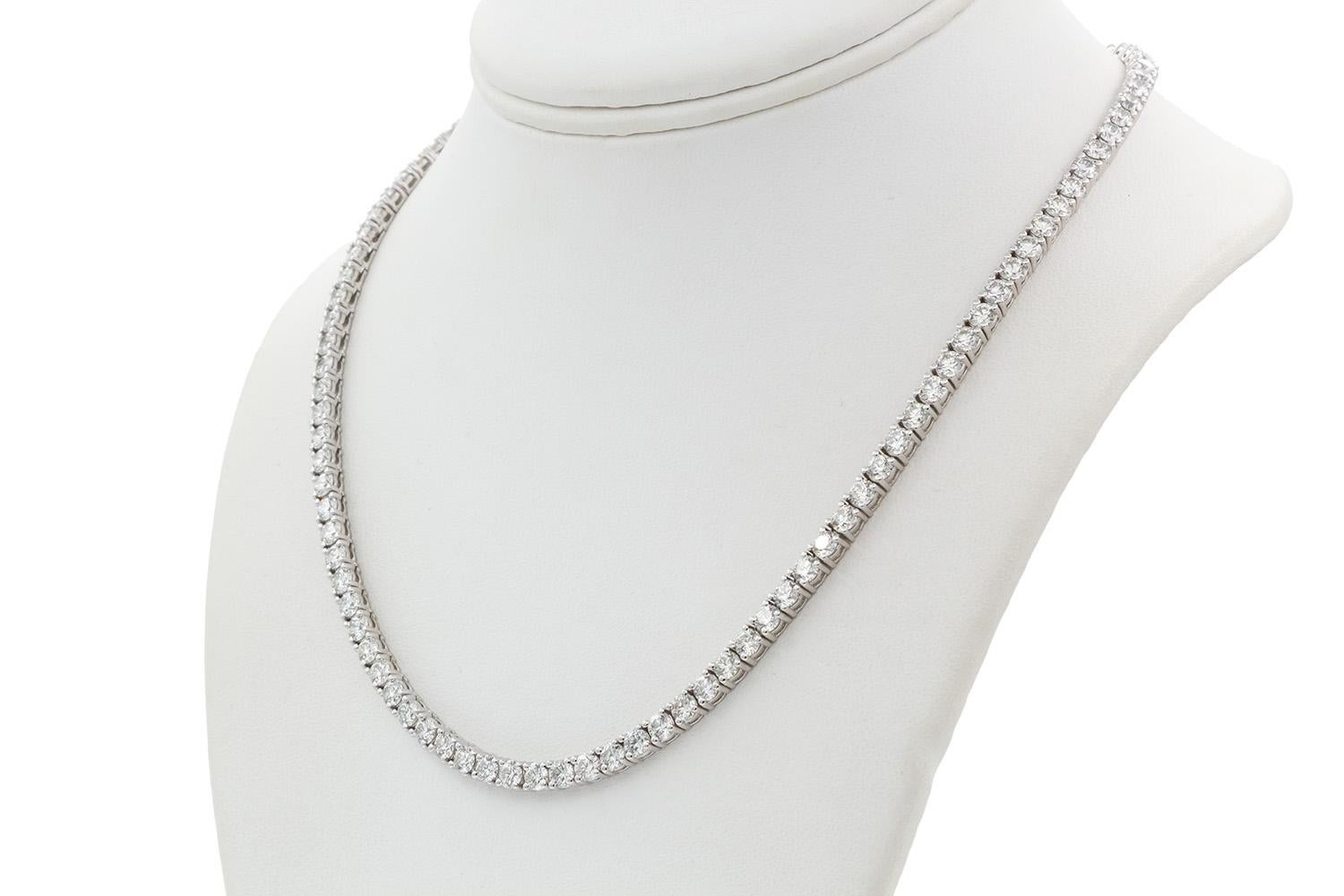 Collier de tennis en or blanc 14k et diamants naturels 23.00ctw Excellent état - En vente à Tustin, CA