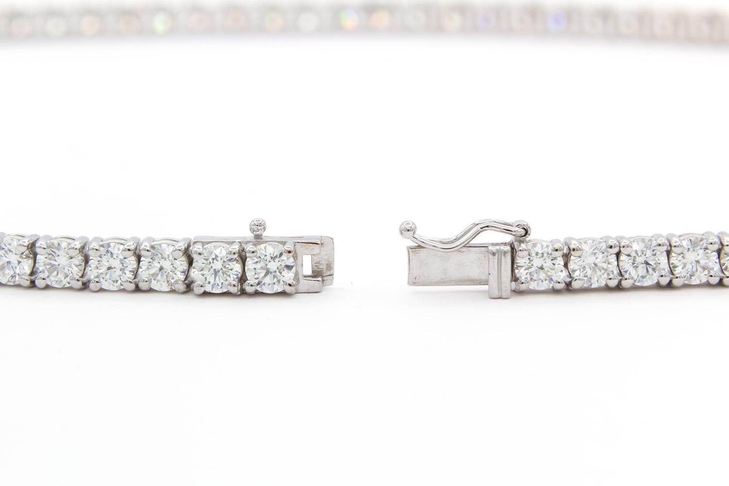 Collier de tennis en or blanc 14k et diamants naturels 23.00ctw en vente 3