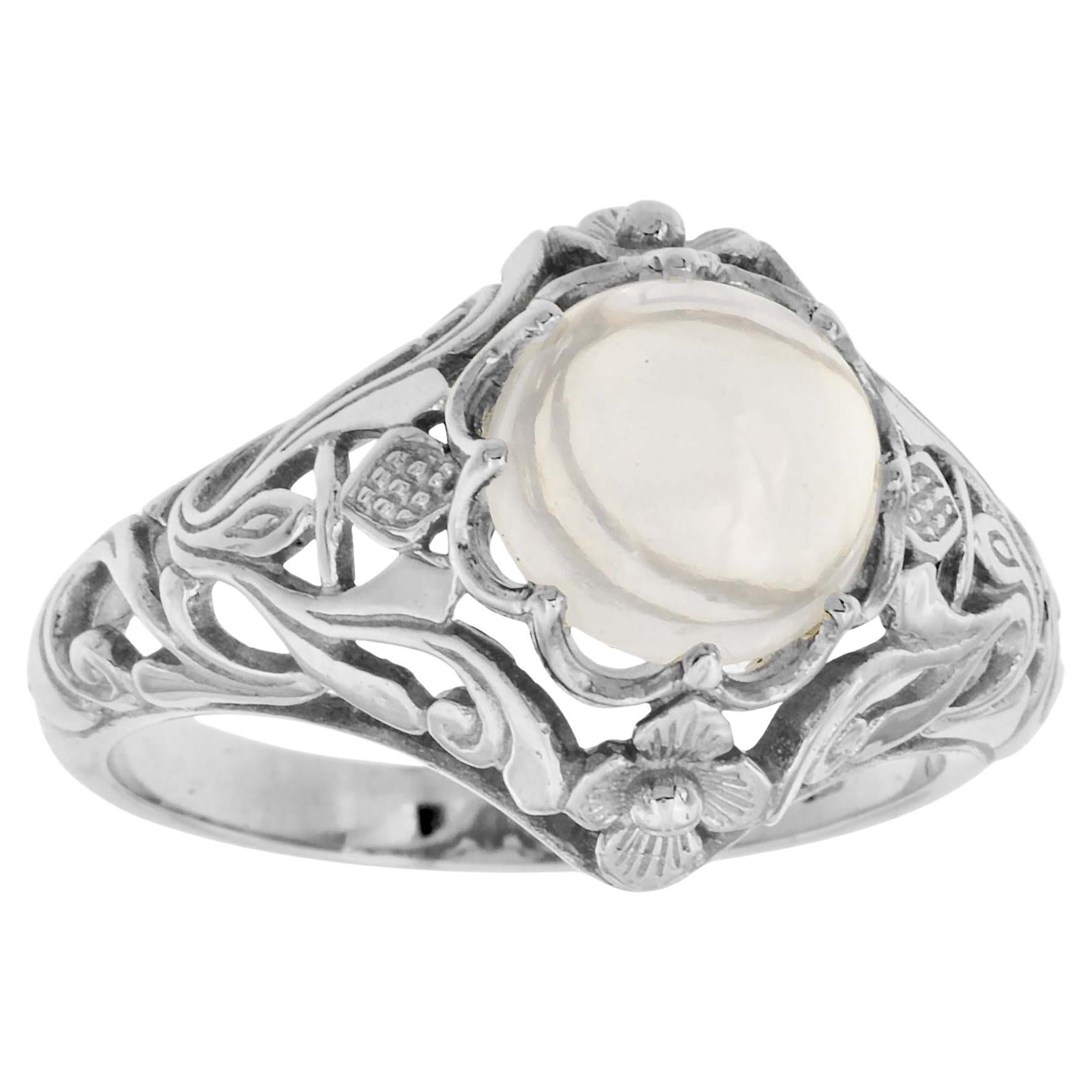 14K White Gold Natural Moonstone Vintage Style Filigree Ring in vendita