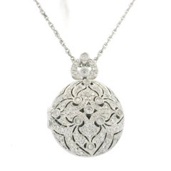 14K White Gold Natural Round Diamond Pave Set Oval Shape Locket Necklace