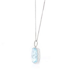 Collier coussin allongé en or blanc 14 carats avec topaze bleue naturelle suisse et diamants
