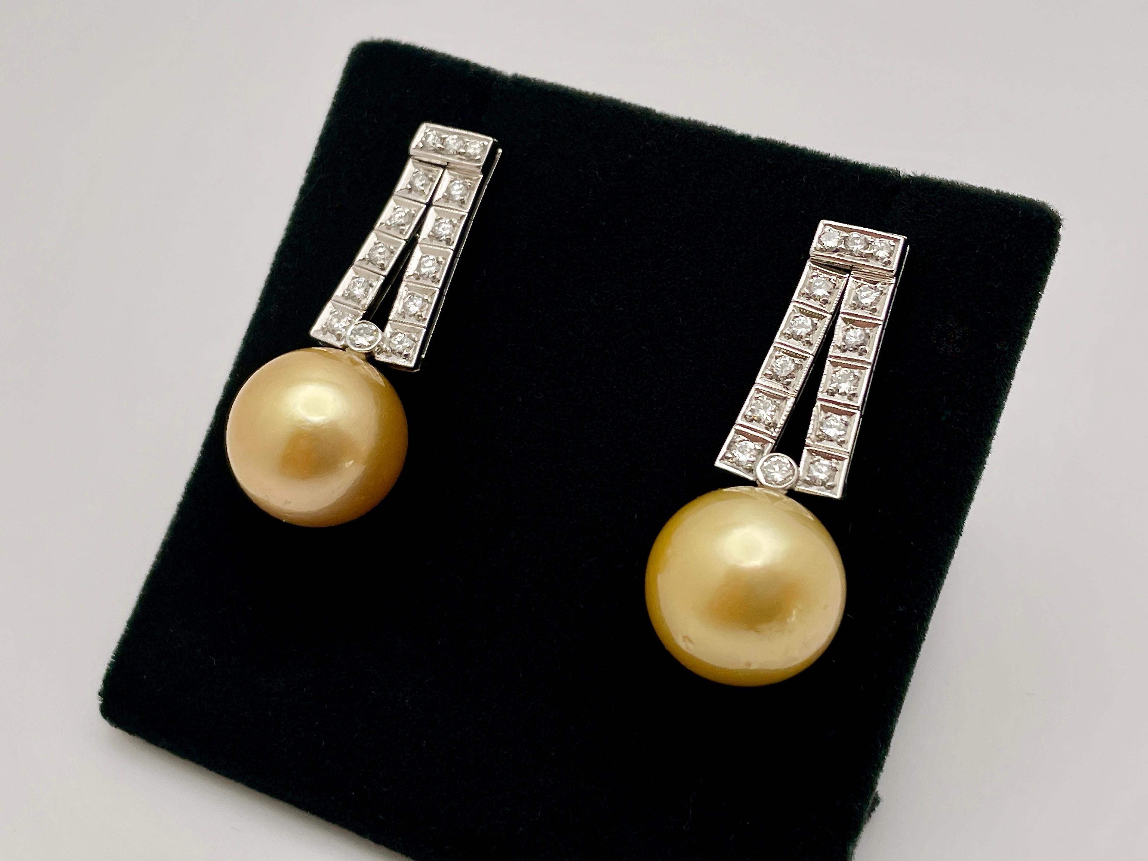 Round Cut 14K White Gold Natural Yellow Pearl Diamond Earrings For Sale