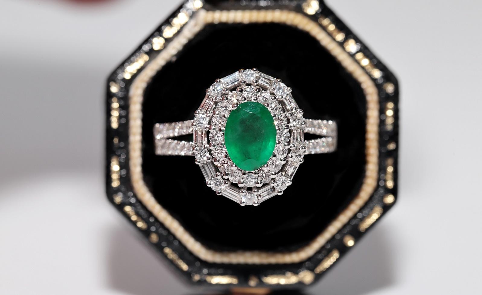 14k Weißgold Neuer Ring mit natürlichem Diamanten im Ovalschliff und Smaragd im Ovalschliff im Angebot 9