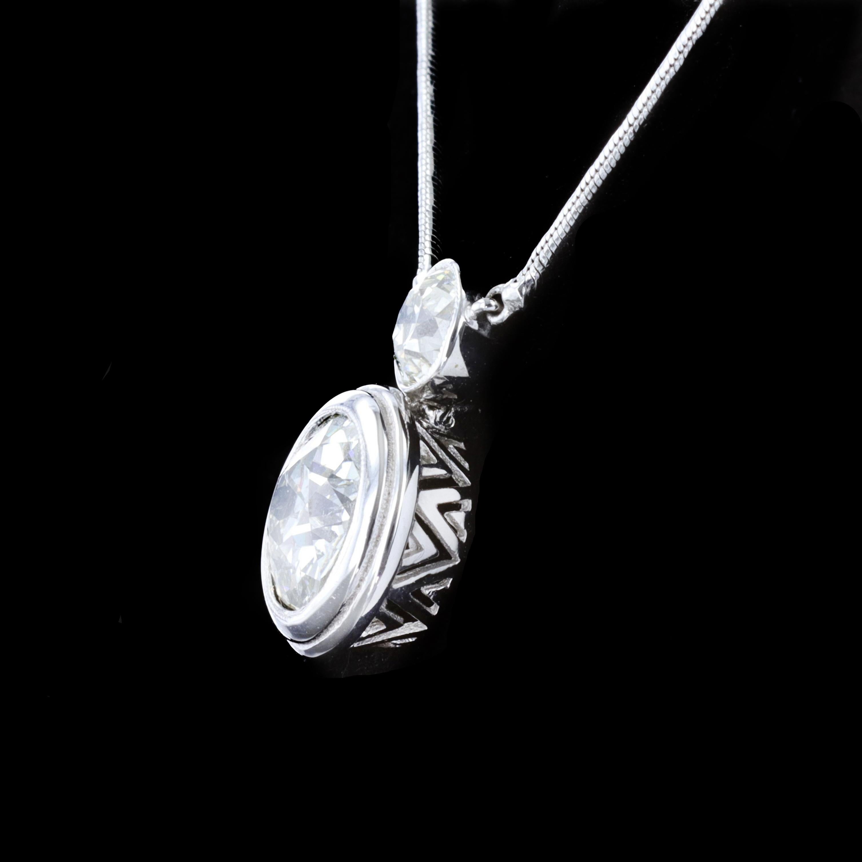 14K White Gold Old Mine Cut Diamond Pendant In Excellent Condition For Sale In NEW ORLEANS, LA