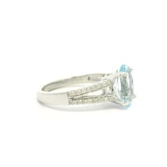 14k White Gold Oval Aquamarine & Diamond Modern Split Shank Cocktail Ring
