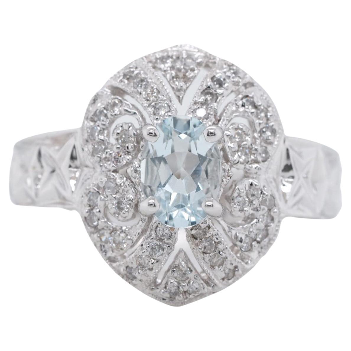 14k White Gold Oval Cut Blue Aquamarine & Round Cut Diamonds Ring For Sale