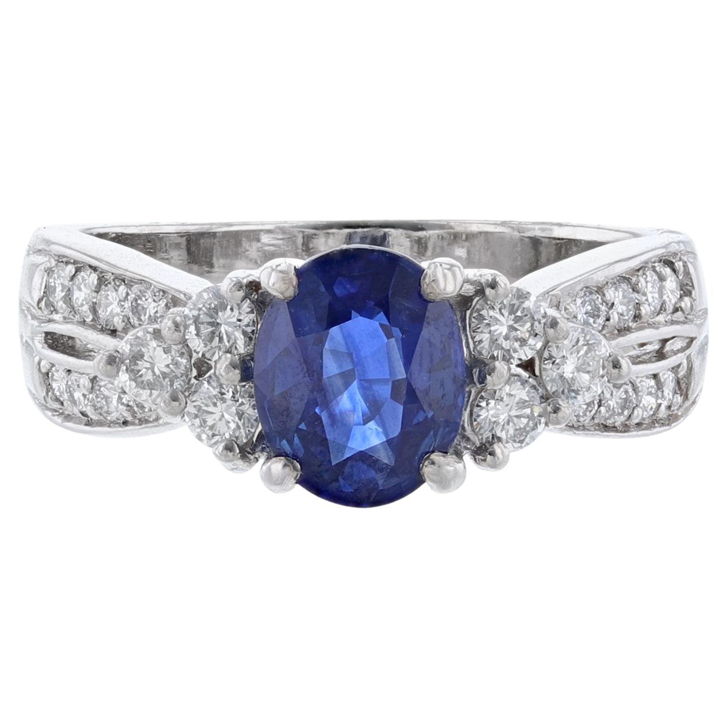 14K White Gold Oval Cut Blue Sapphire and Diamond Ring For Sale