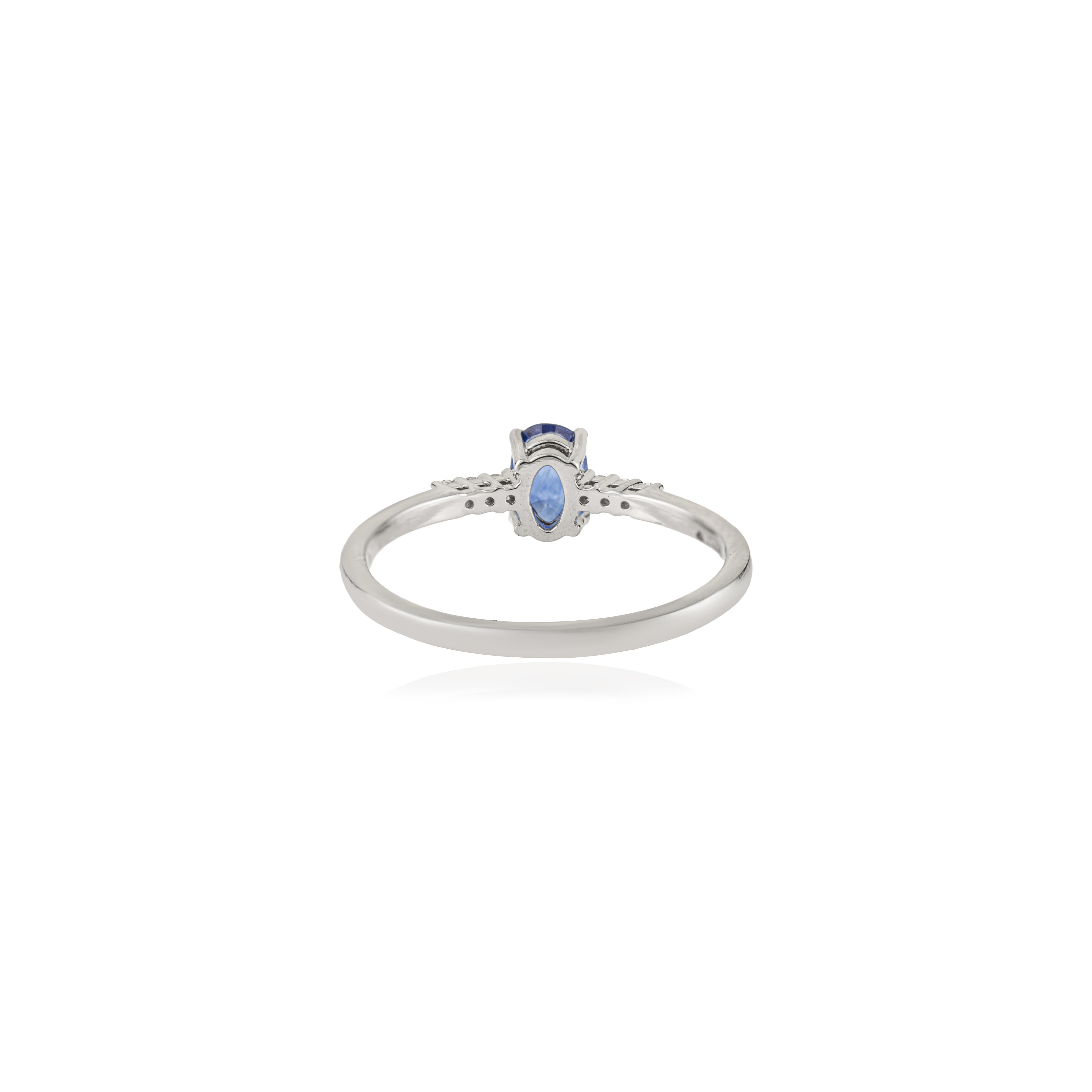 Im Angebot: 14K Weißgold Oval natürlichen blauen Saphir & Diamant Solitär-Ring für Frauen () 3