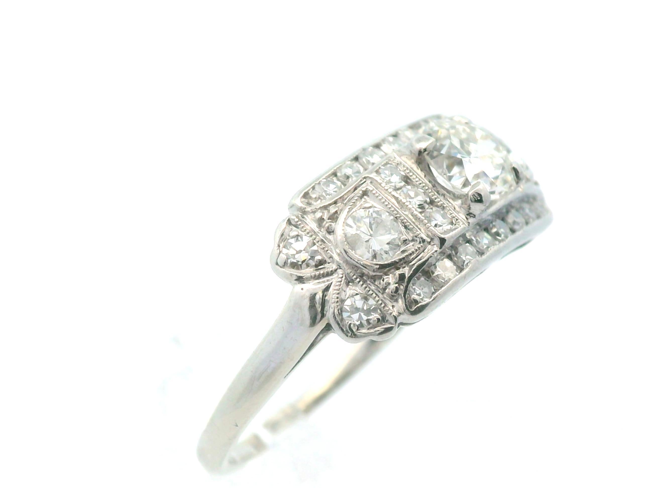 Anello con diamante vintage in oro bianco 14k e palladio in vendita 3