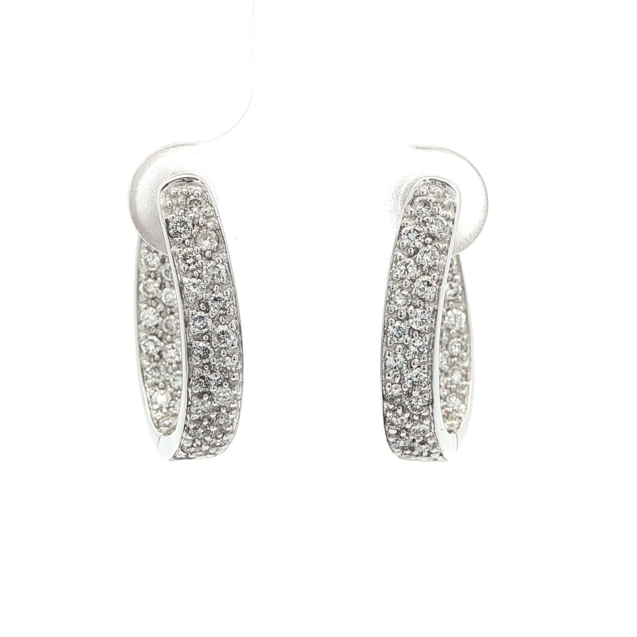 Pendientes de aro curvado con bisagra de oro blanco de 14k con pavé de diamantes de 0,70 ctw In & Out en venta 2