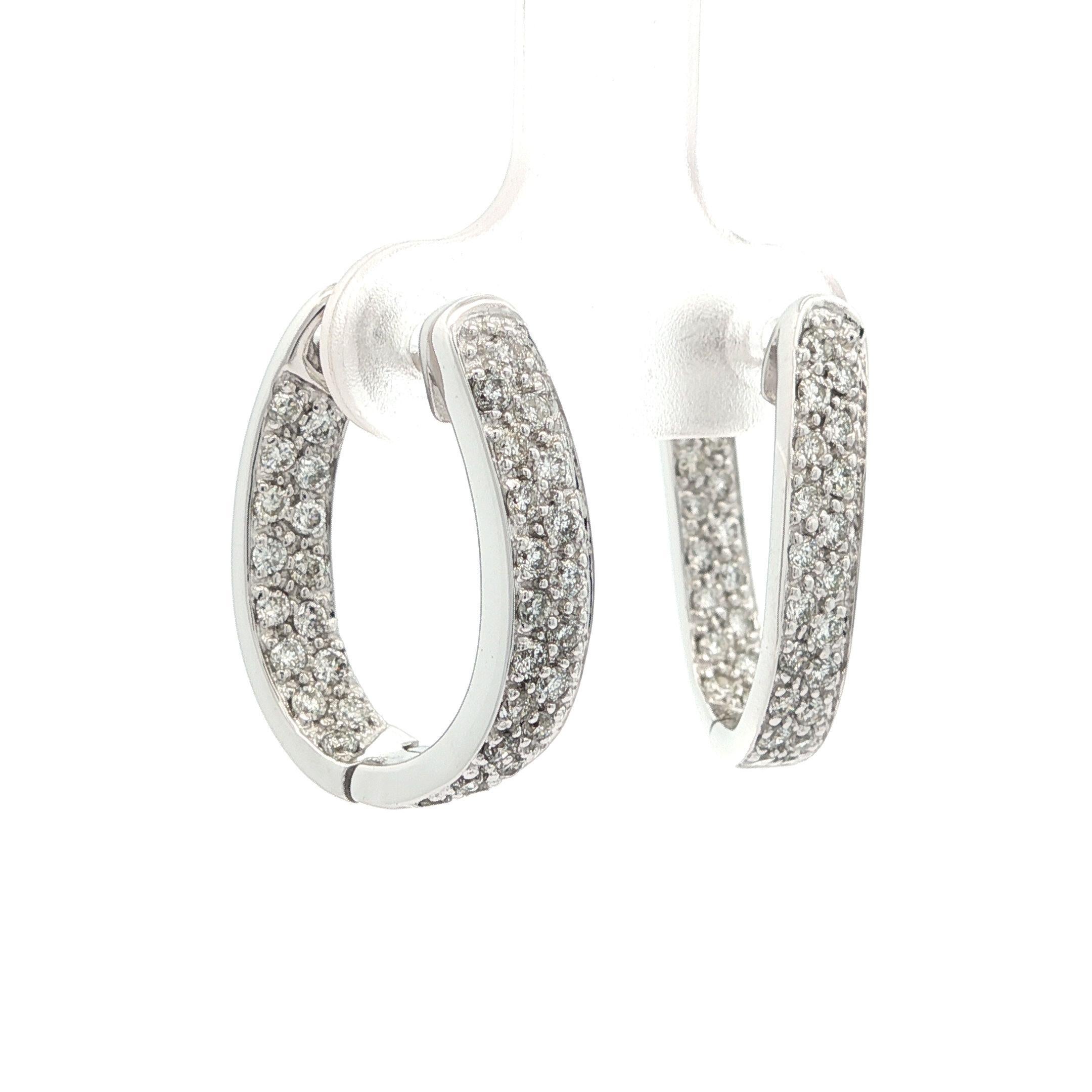 Pendientes de aro curvado con bisagra de oro blanco de 14k con pavé de diamantes de 0,70 ctw In & Out en venta 3