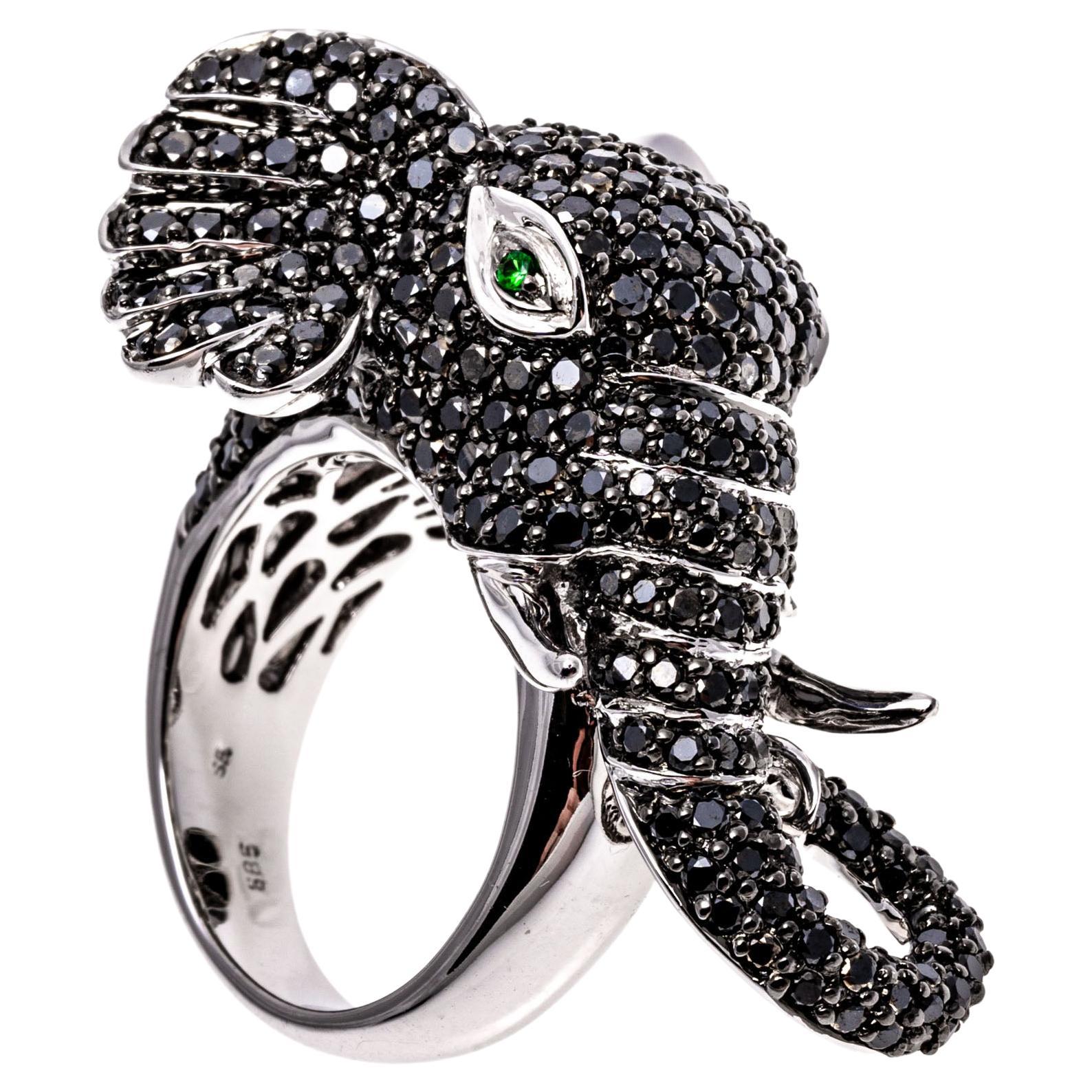 14k White Gold Pave Black Diamond Elephant Head Ring, App. 2.01 TCW For Sale