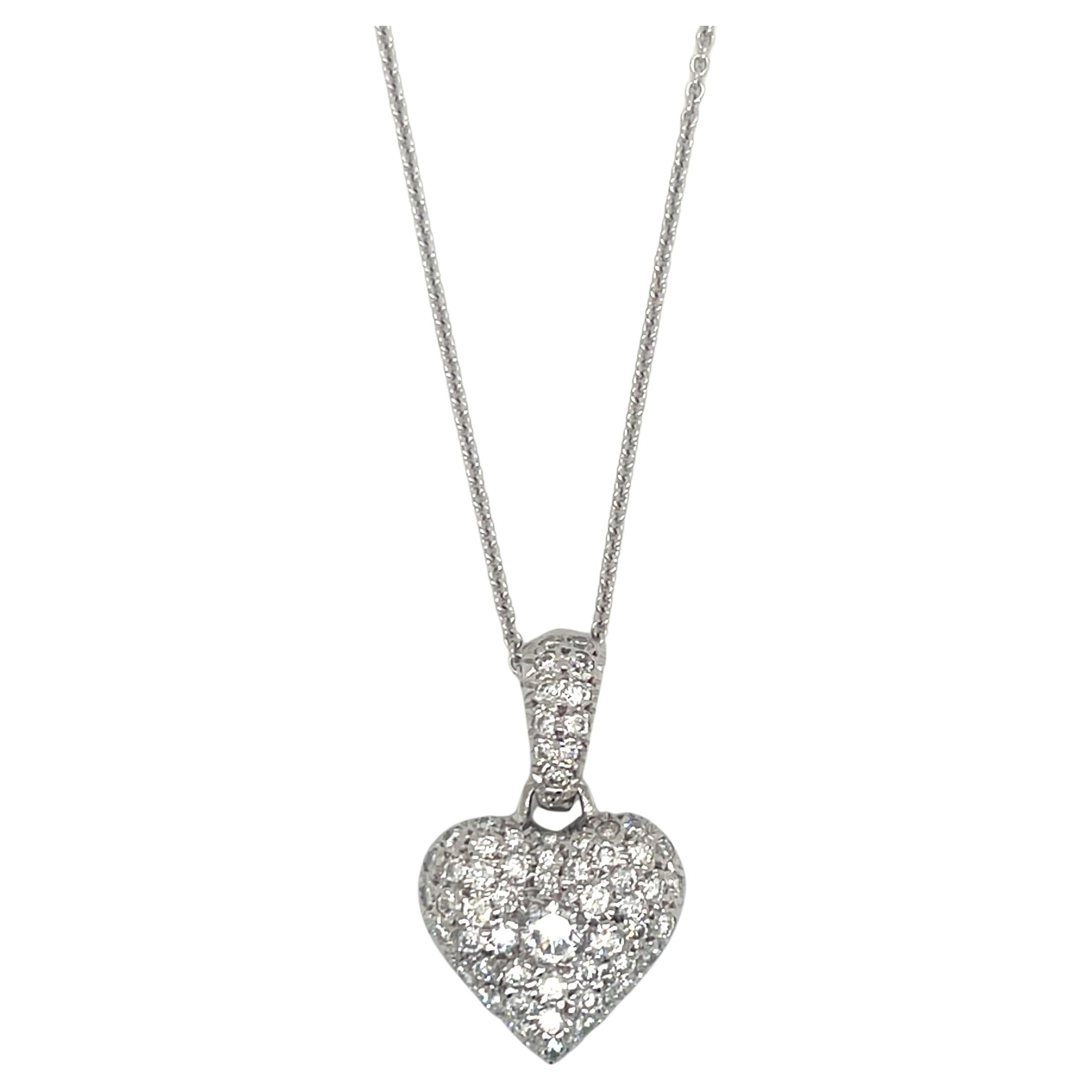 14K White Gold Pave Diamond Heart Pendant Necklace