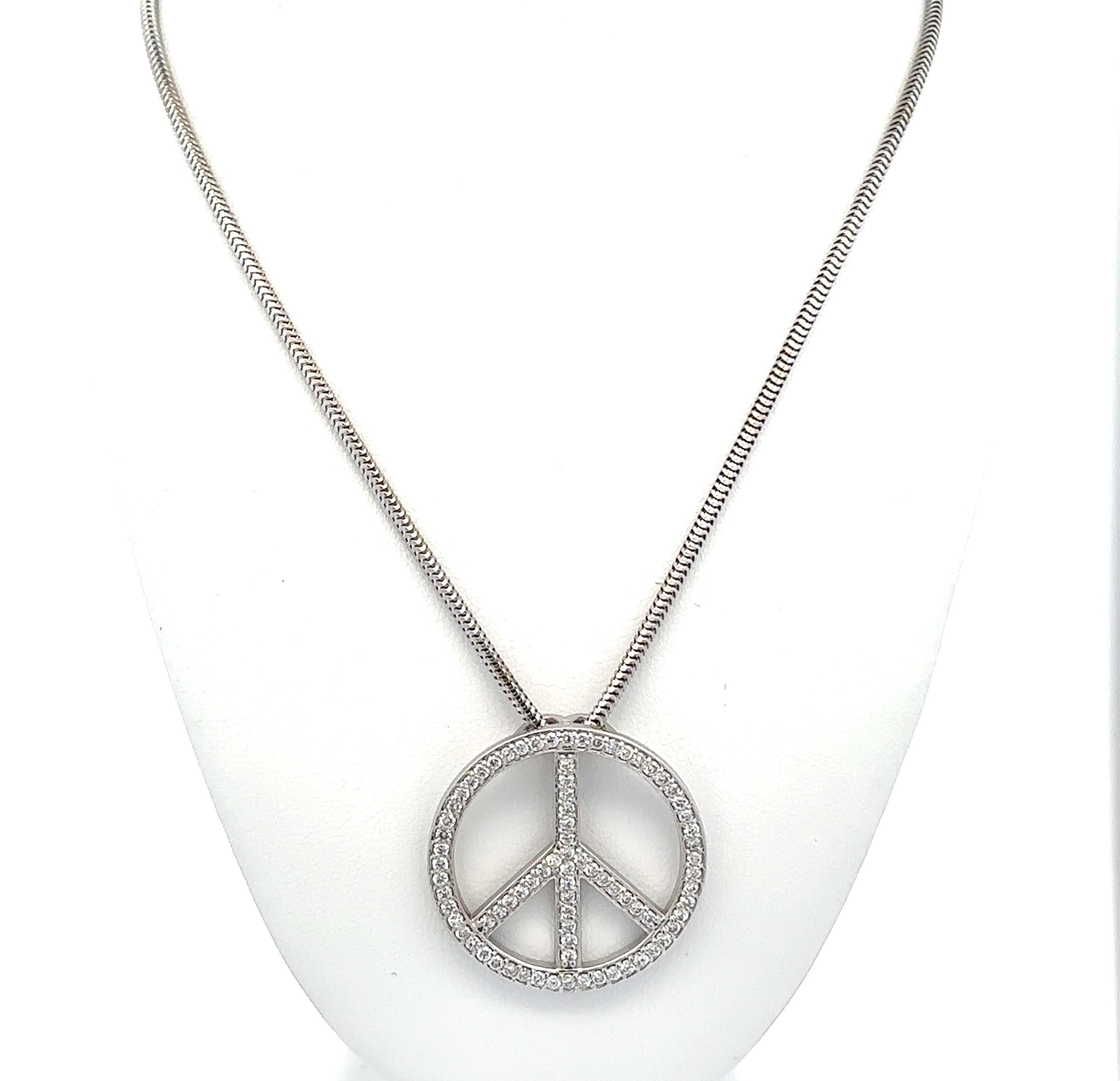 Collana con catena a serpente in oro bianco 14k con pavé di diamanti e segno di pace a forma di cerchio in vendita 6