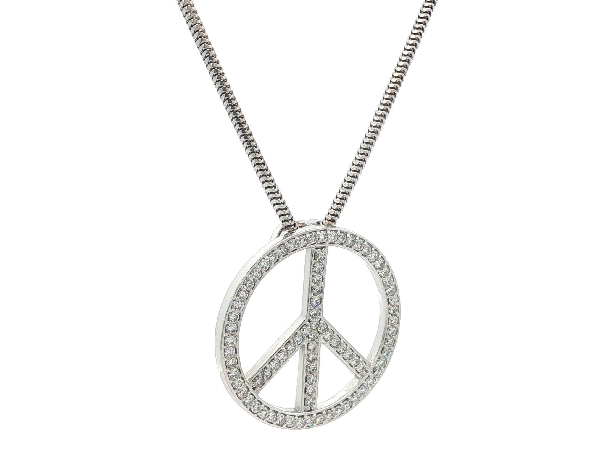 Collana con catena a serpente in oro bianco 14k con pavé di diamanti e segno di pace a forma di cerchio in vendita 3