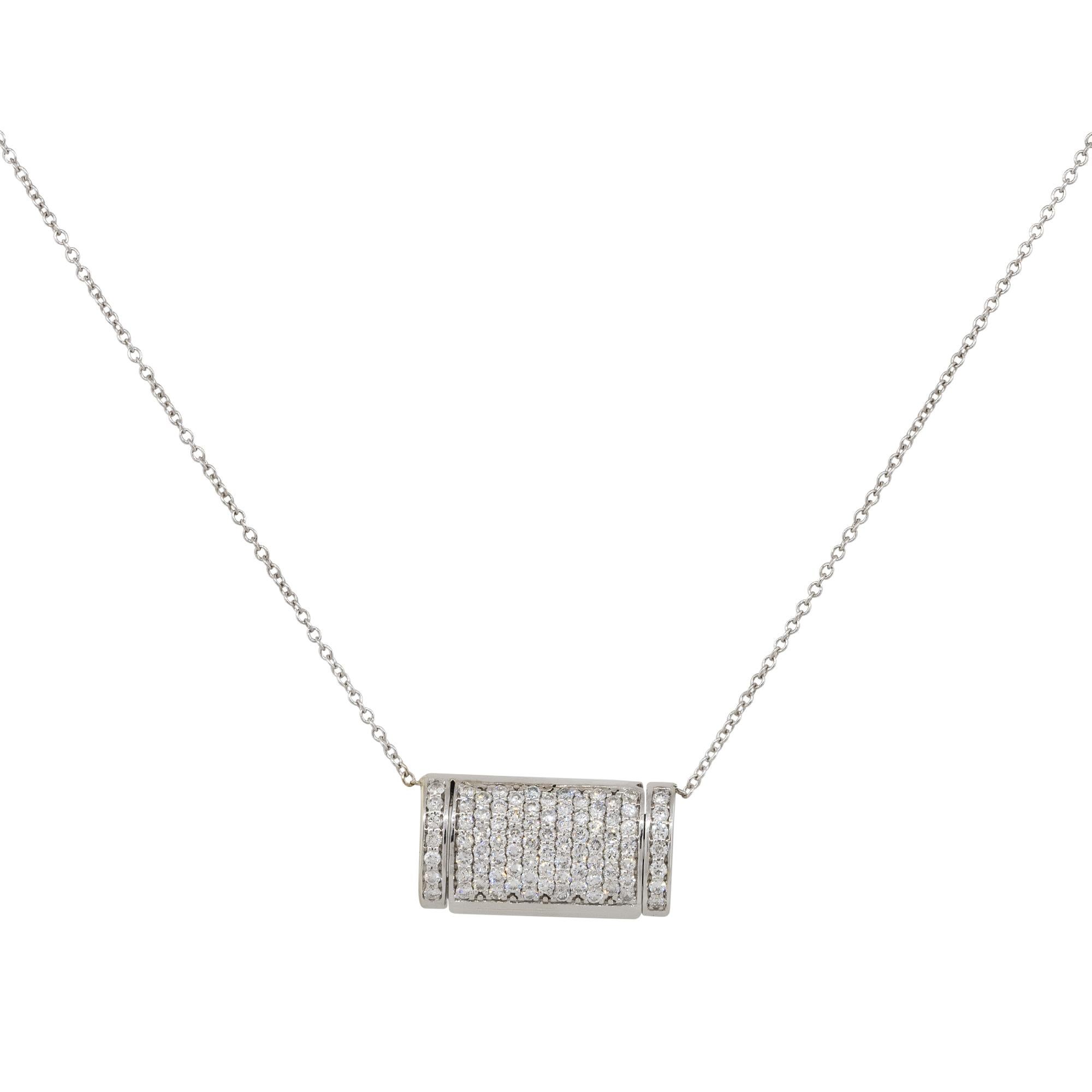 14K White Gold Pavé Diamond Rectangular Clasp Pendant Necklace In Excellent Condition For Sale In Boca Raton, FL