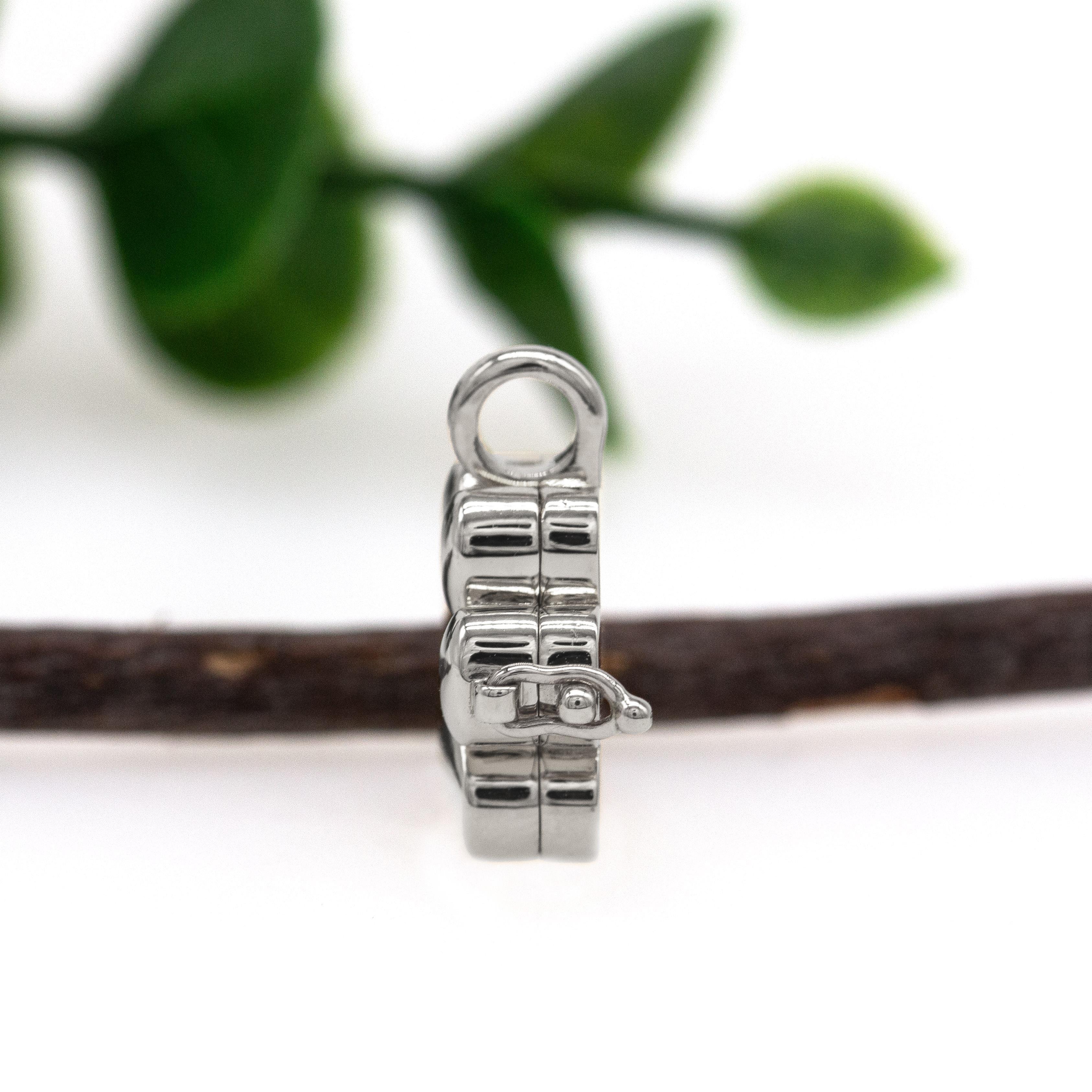 14K White Gold Paw Print Locket Pendant For Sale 3
