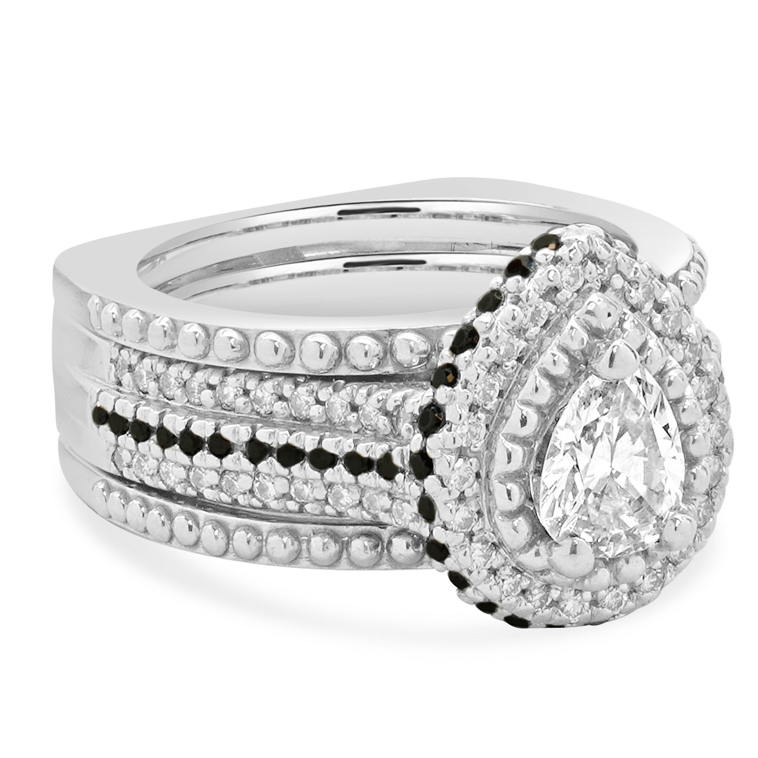 Taille poire Bague de fiançailles en or blanc 14K avec diamant taille poire en vente