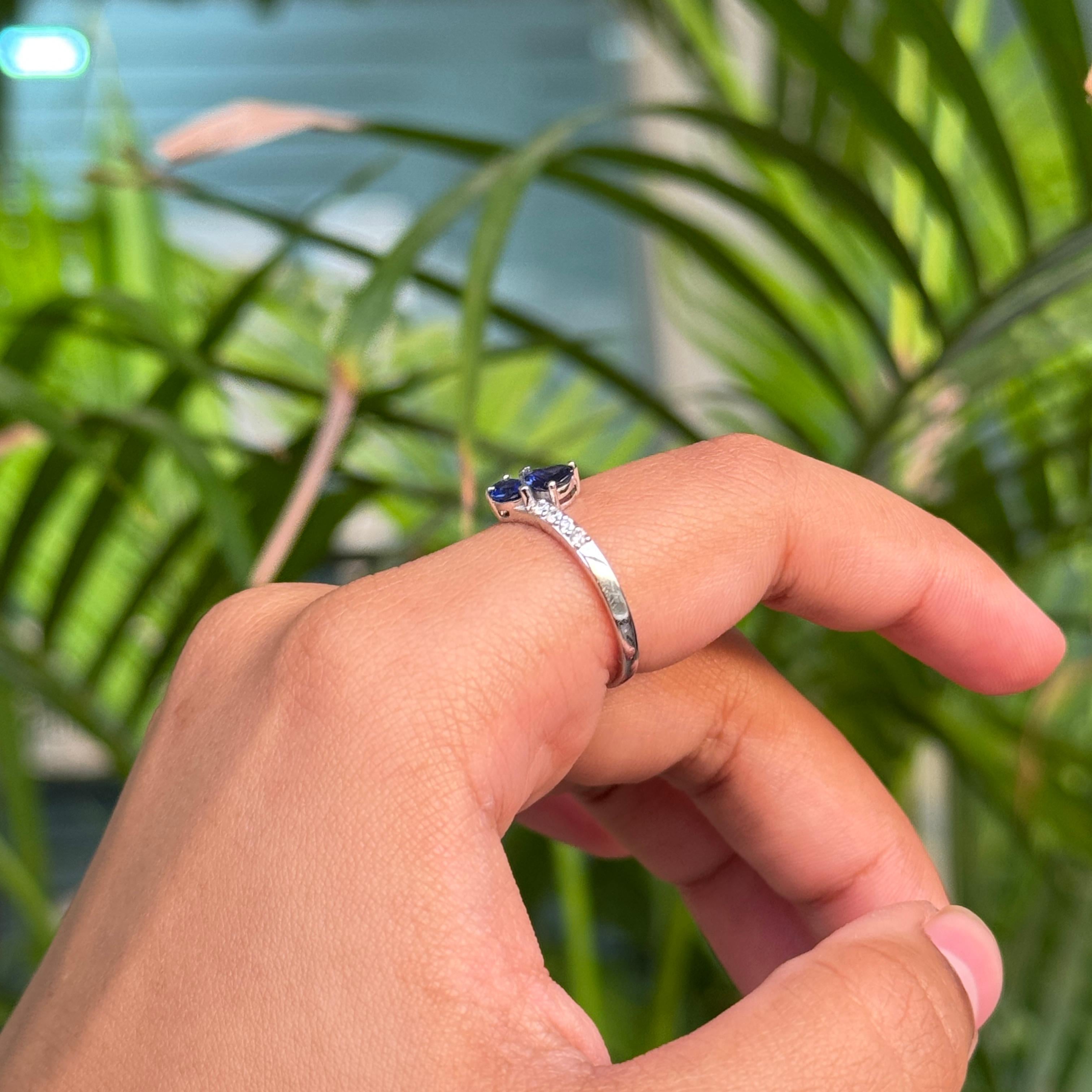 in vendita:  Anello bypass con zaffiro blu naturale e diamante in oro bianco 14K 8