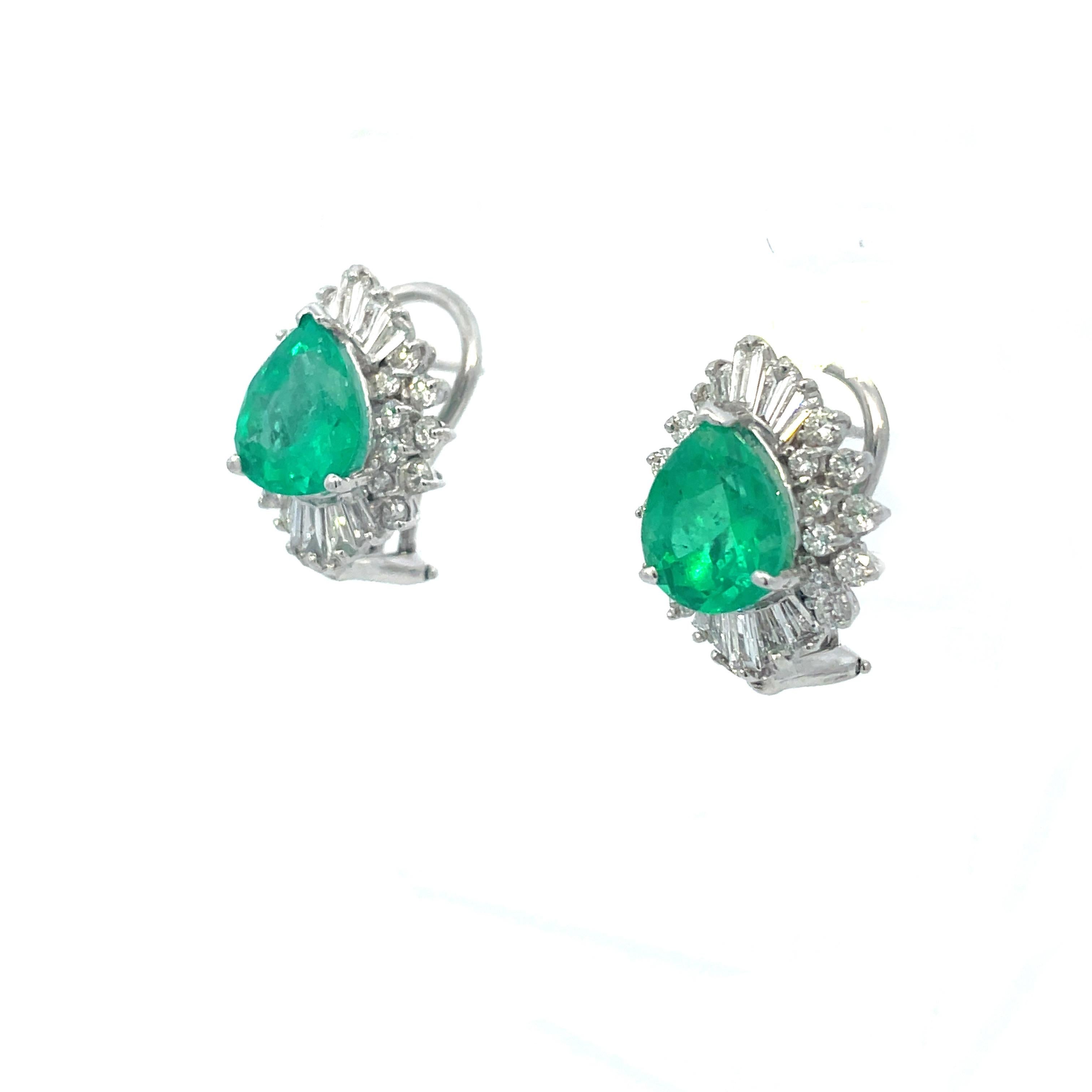 Women's 14K White Gold Pear Shaped Emerald and Diamond Earrings with AGL Report For Sale